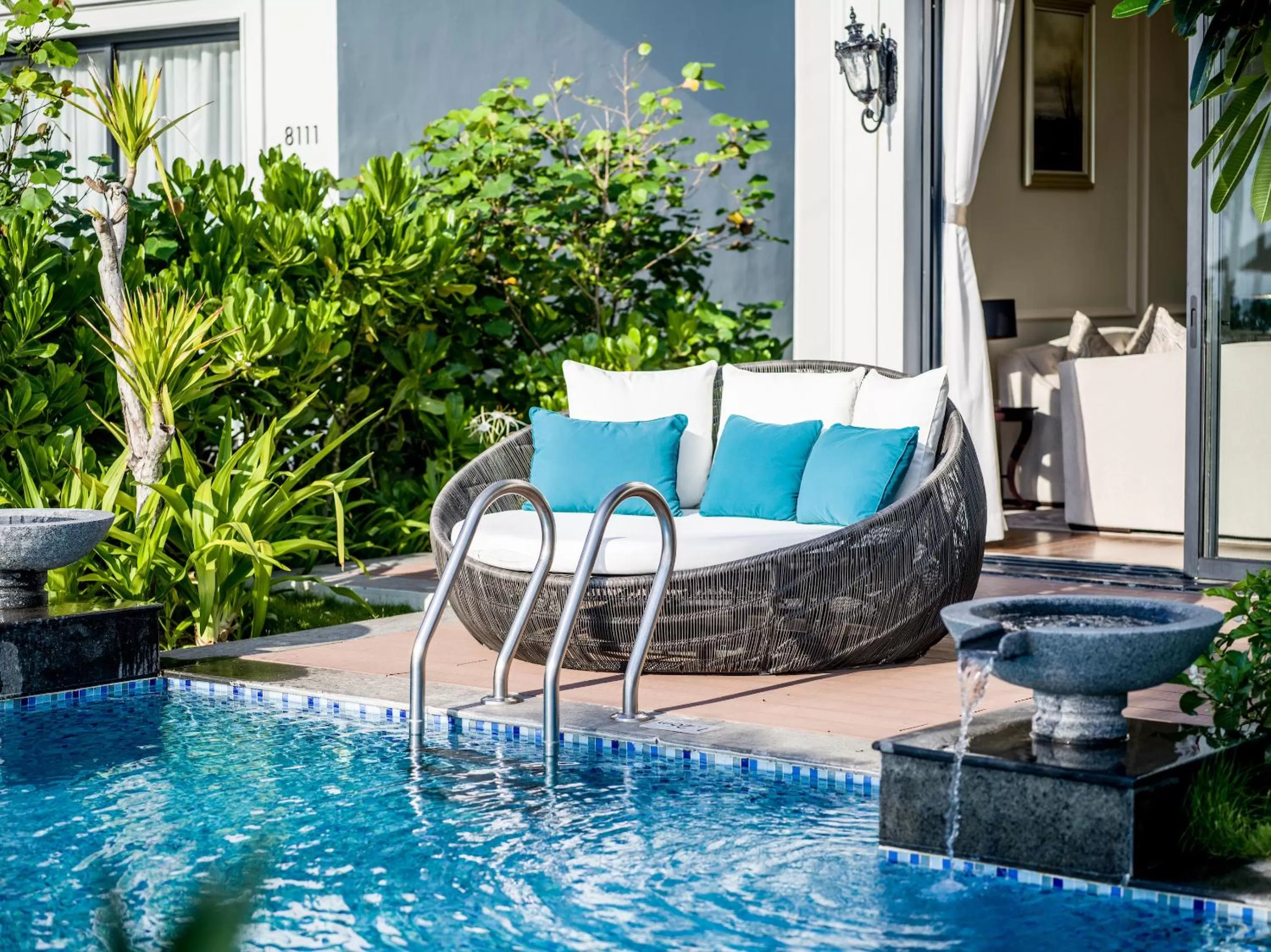 Swimming pool in Meliá Vinpearl Cam Ranh Beach Resort