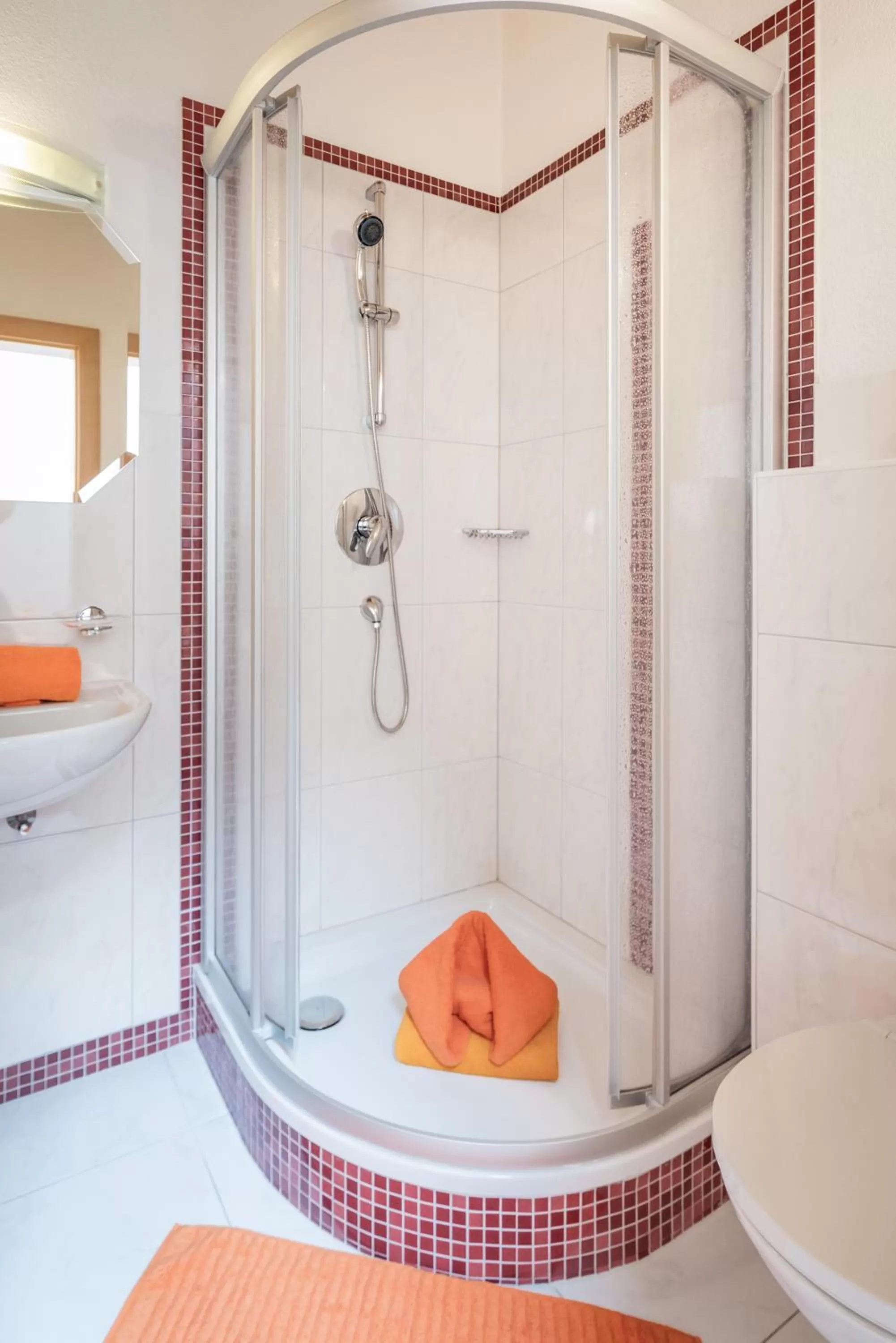 Shower in Apart Relax