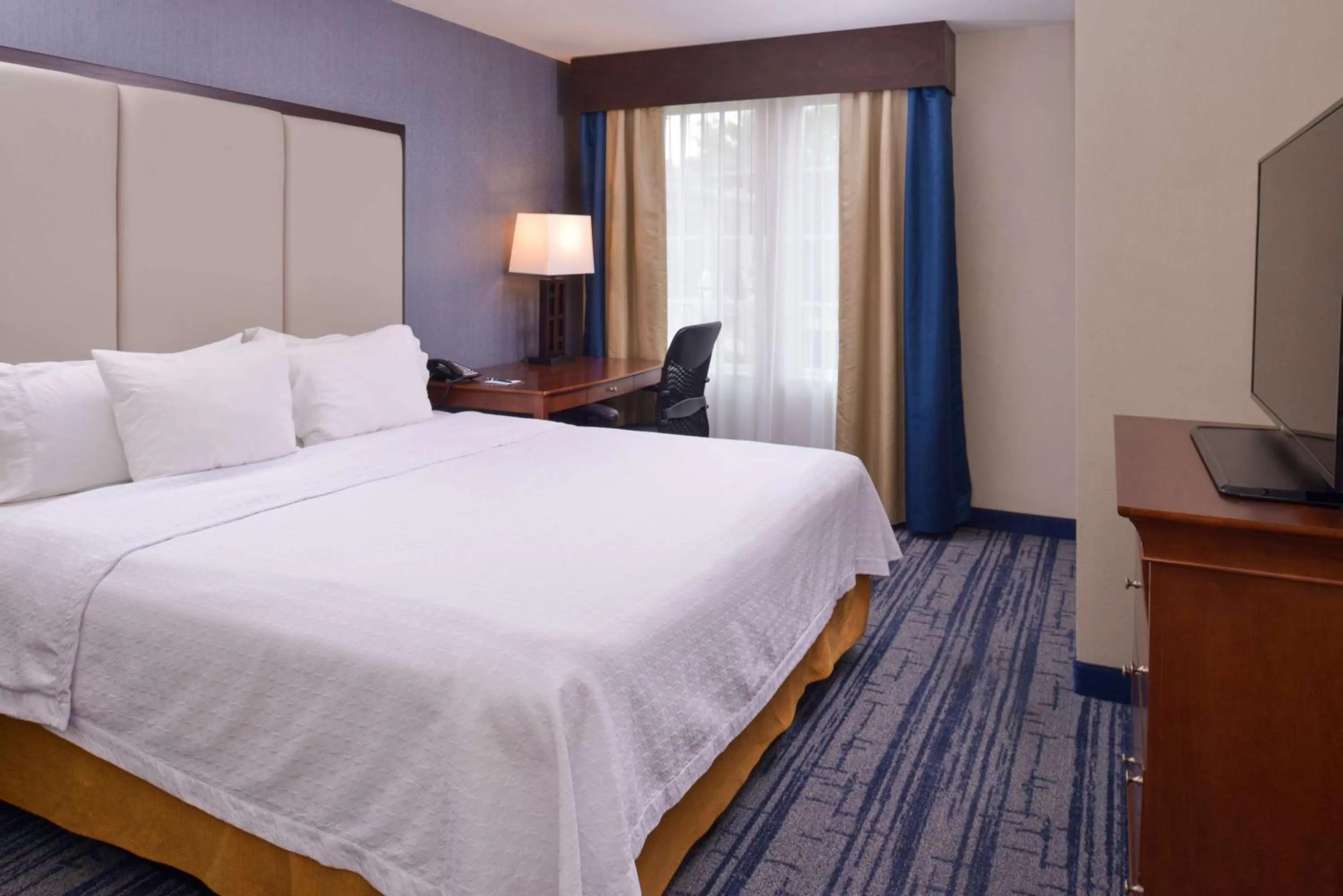 Bedroom, Bed in Homewood Suites by Hilton Dallas-Lewisville