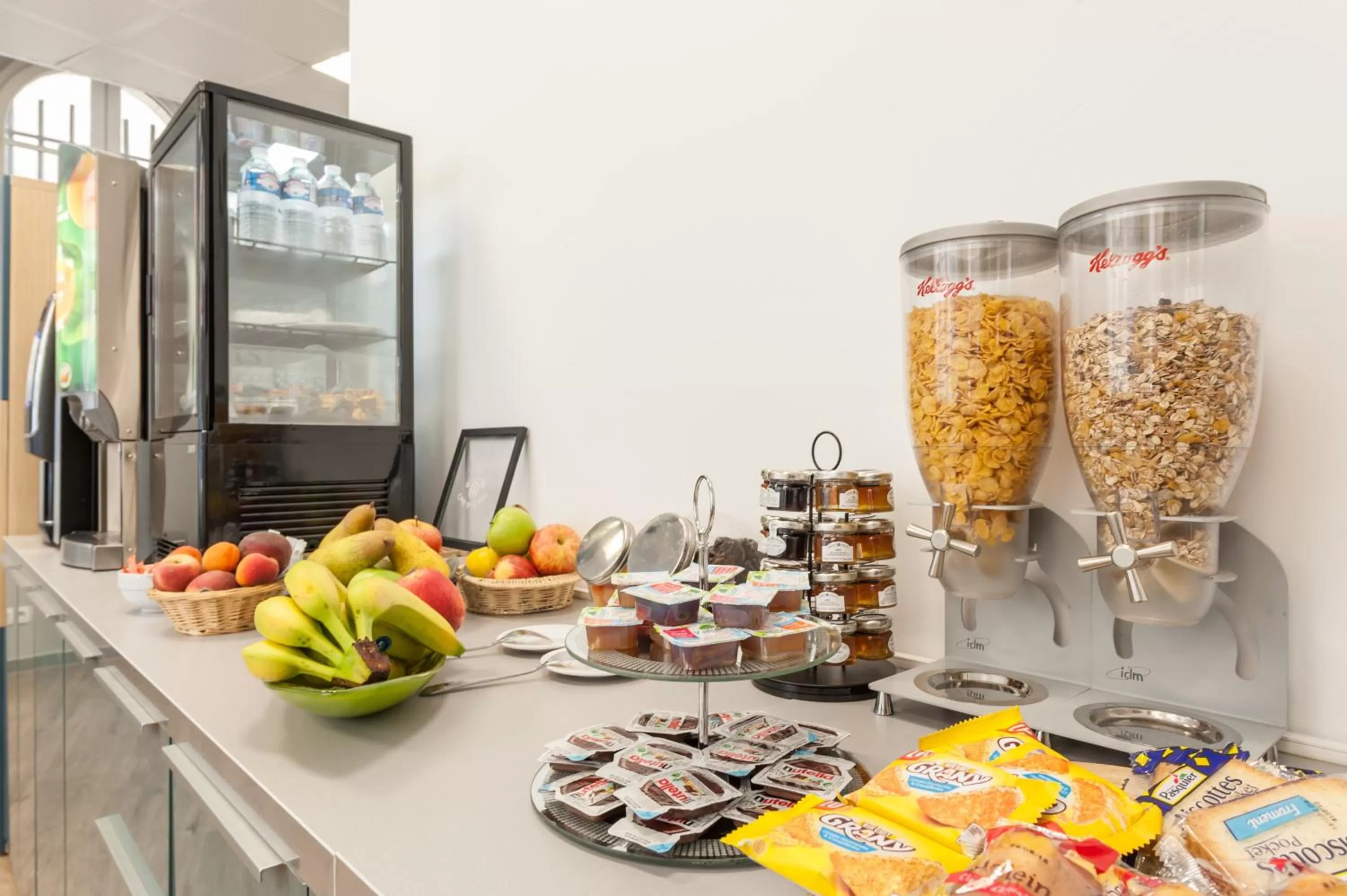 Breakfast in Residhotel Vieux Port