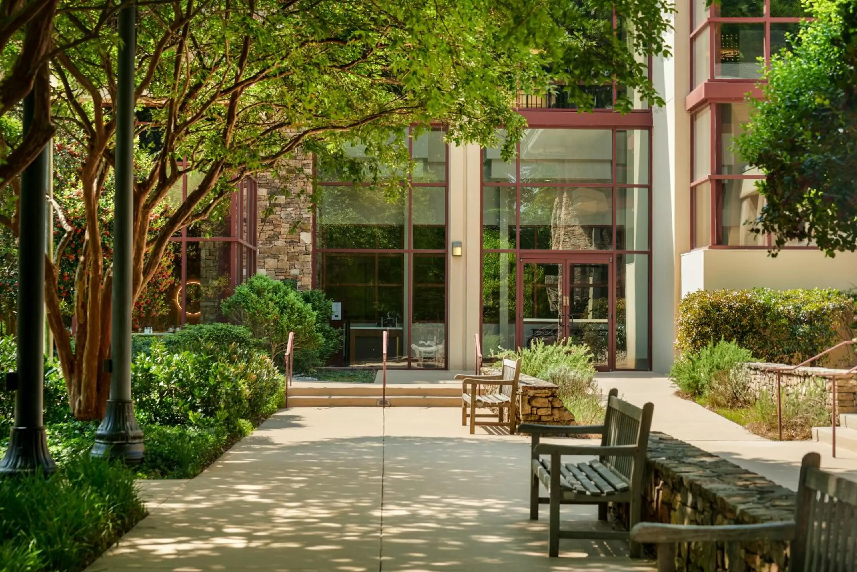 Patio in Emory Conference Center Hotel