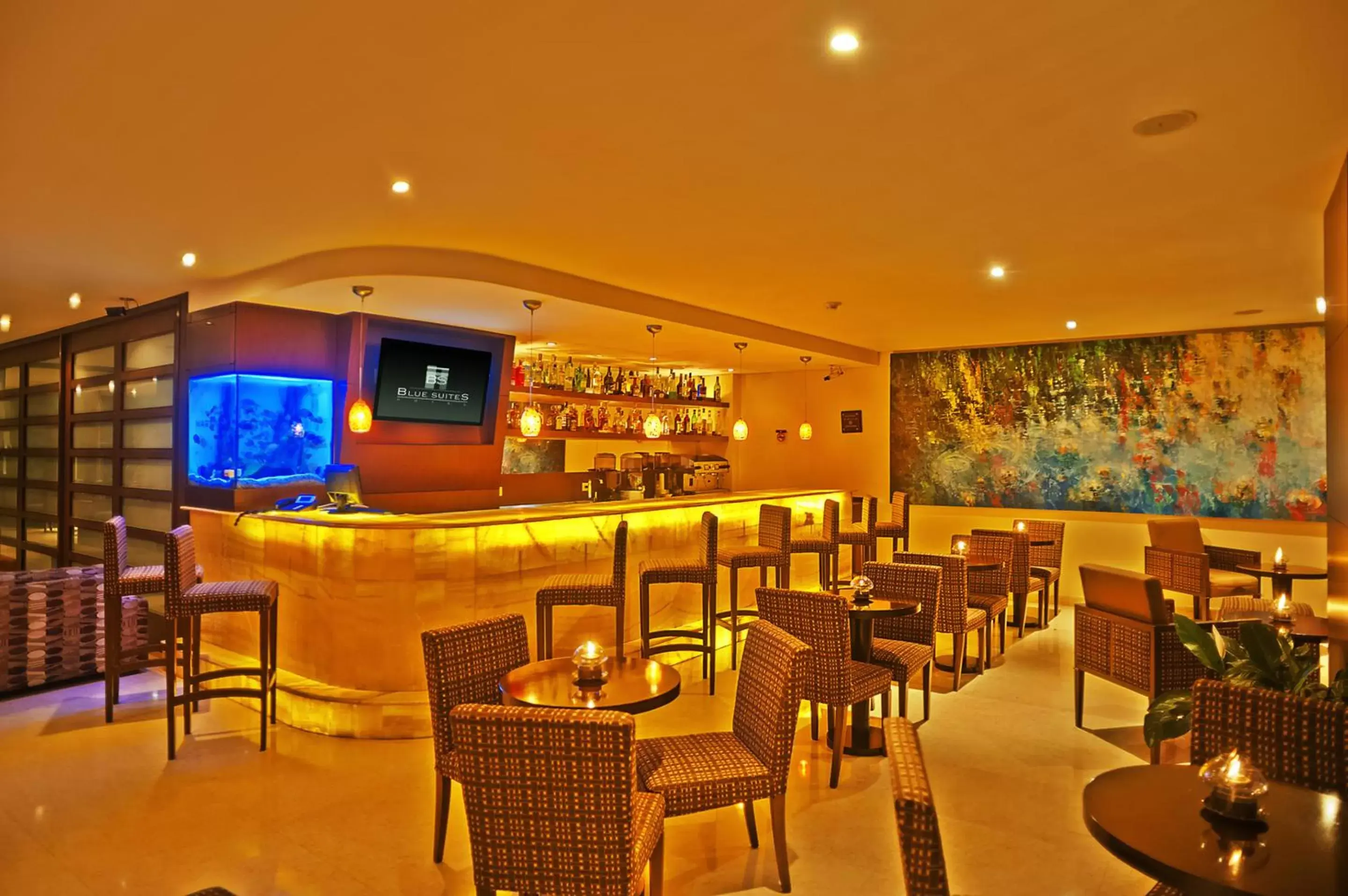 Lounge or bar, Lounge/Bar in Blue Suites Hotel