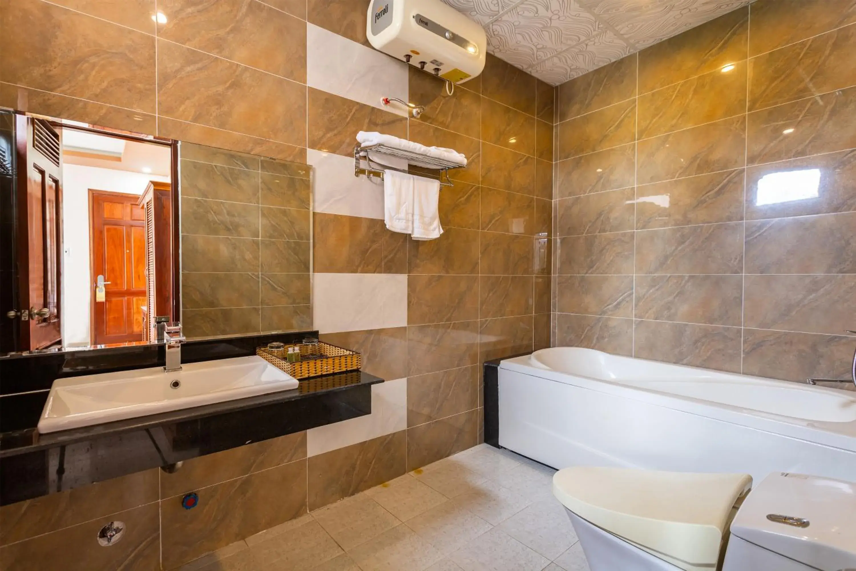Bathroom in Phu Van Resort & Spa