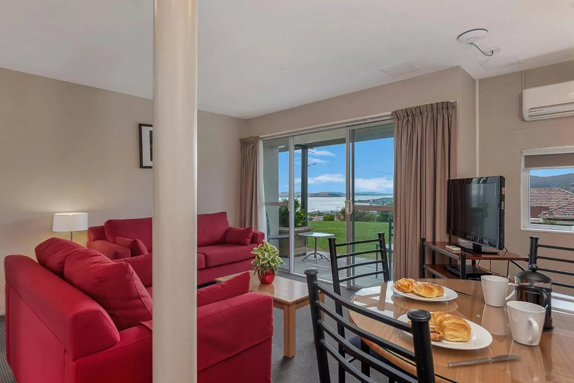 Seating Area in Bay View Villas