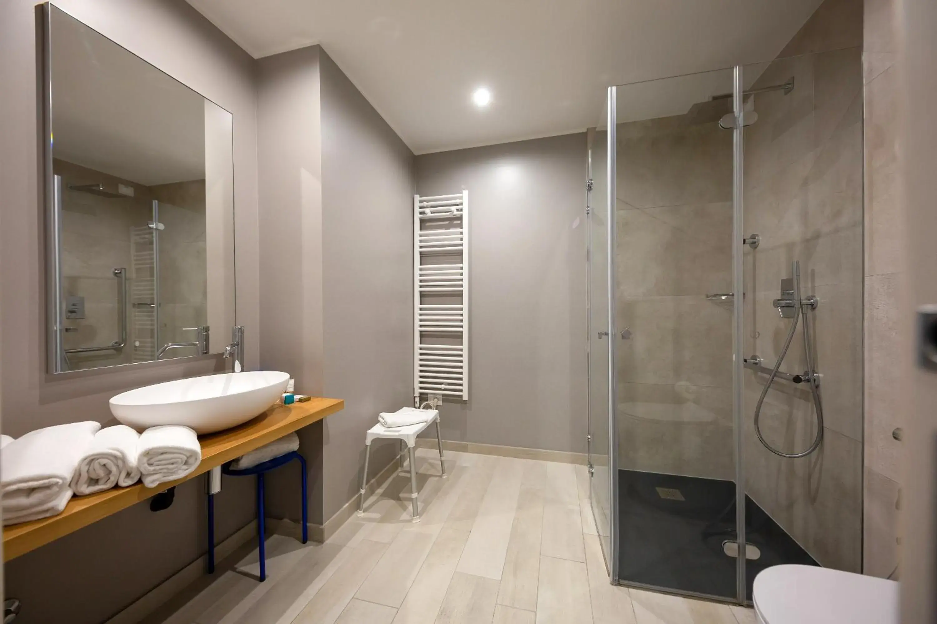 Shower, Bathroom in AQA Palace
