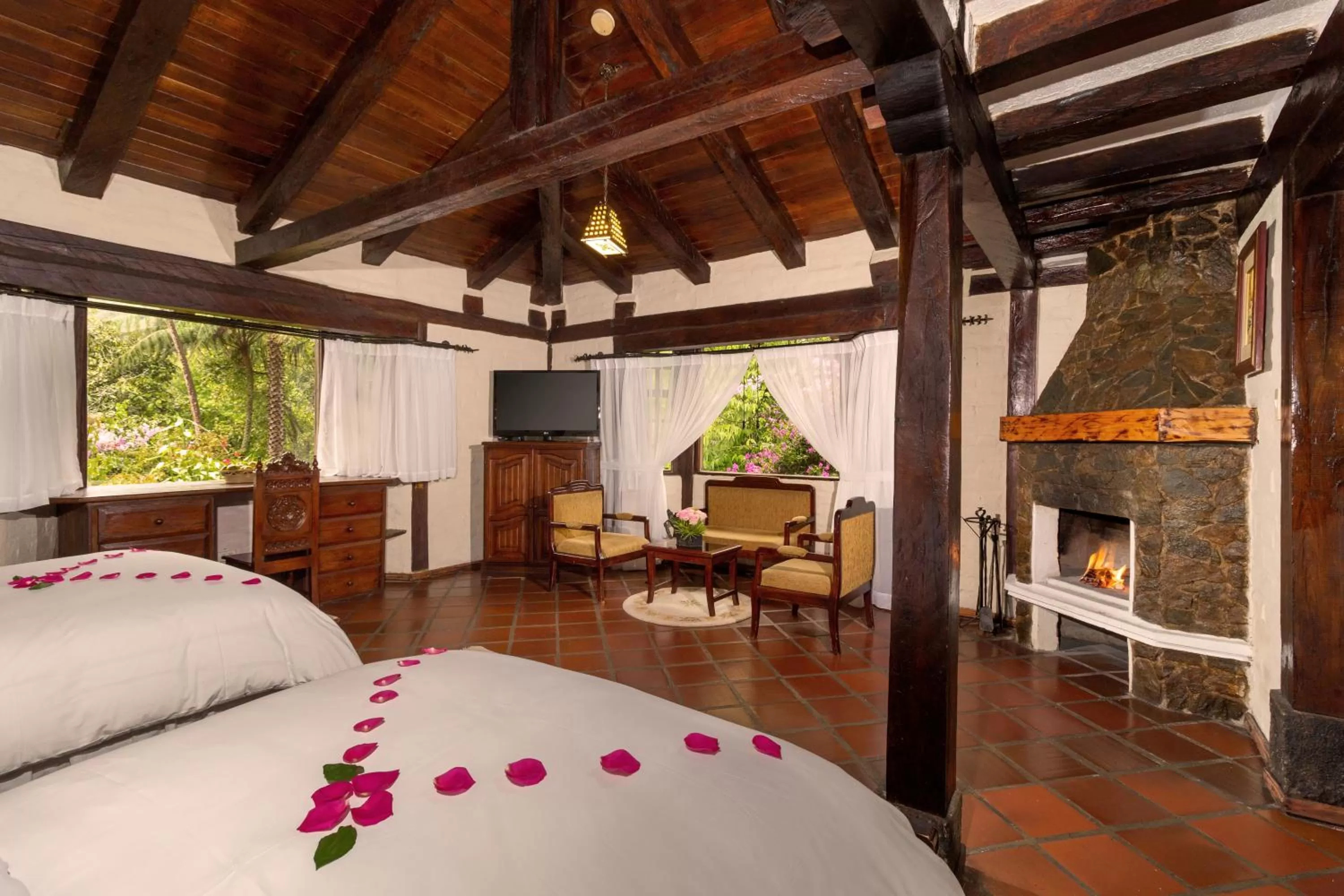 Photo of the whole room, Bed in Samari Spa Resort
