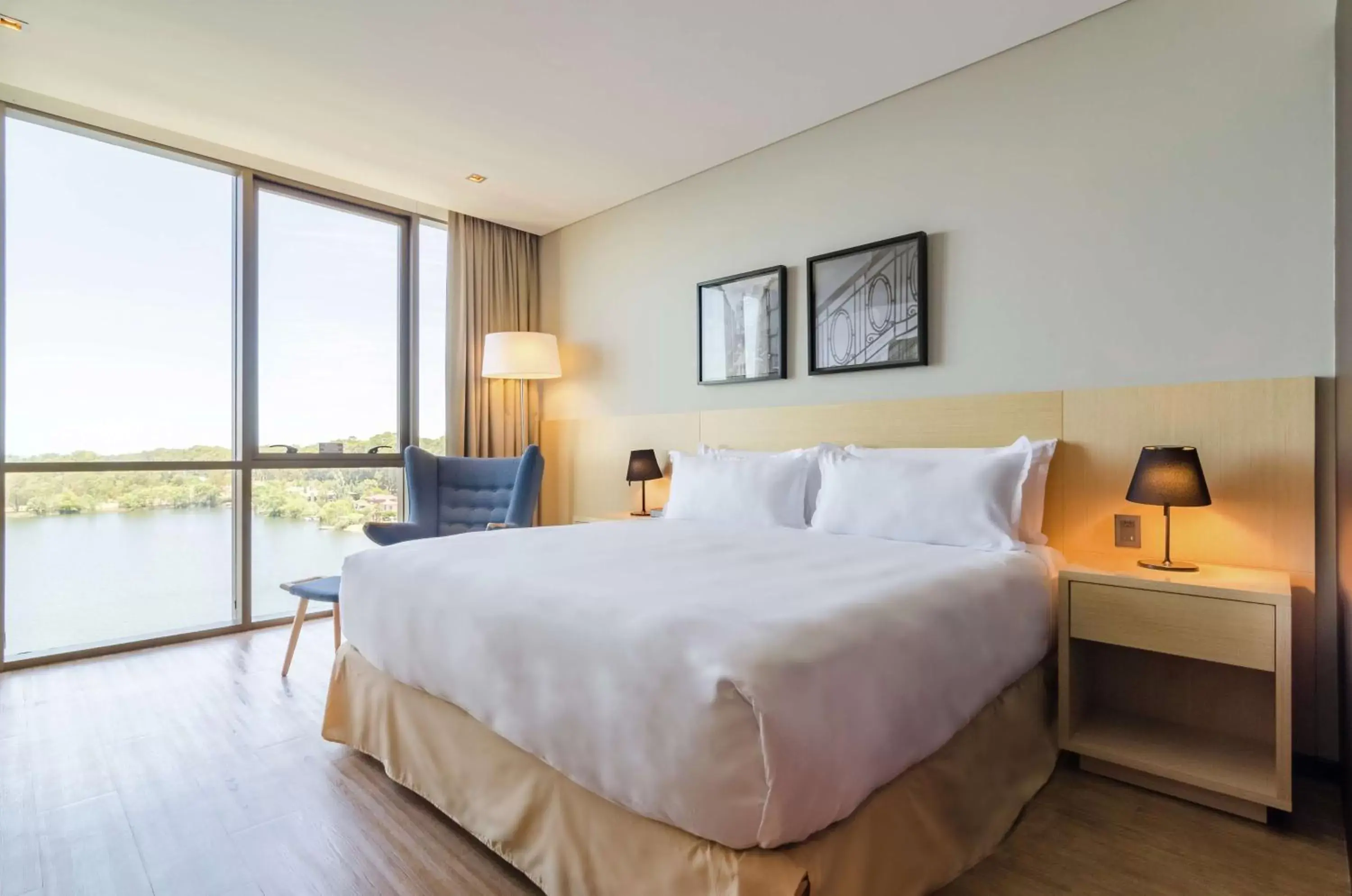 Bed in Hampton By Hilton Montevideo Carrasco