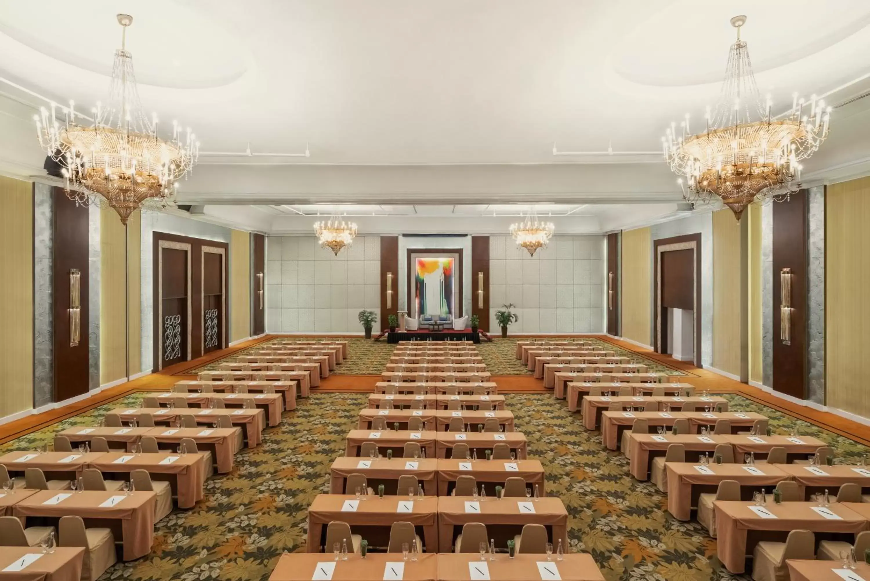 Meeting/conference room in Edsa Shangri-La, Manila