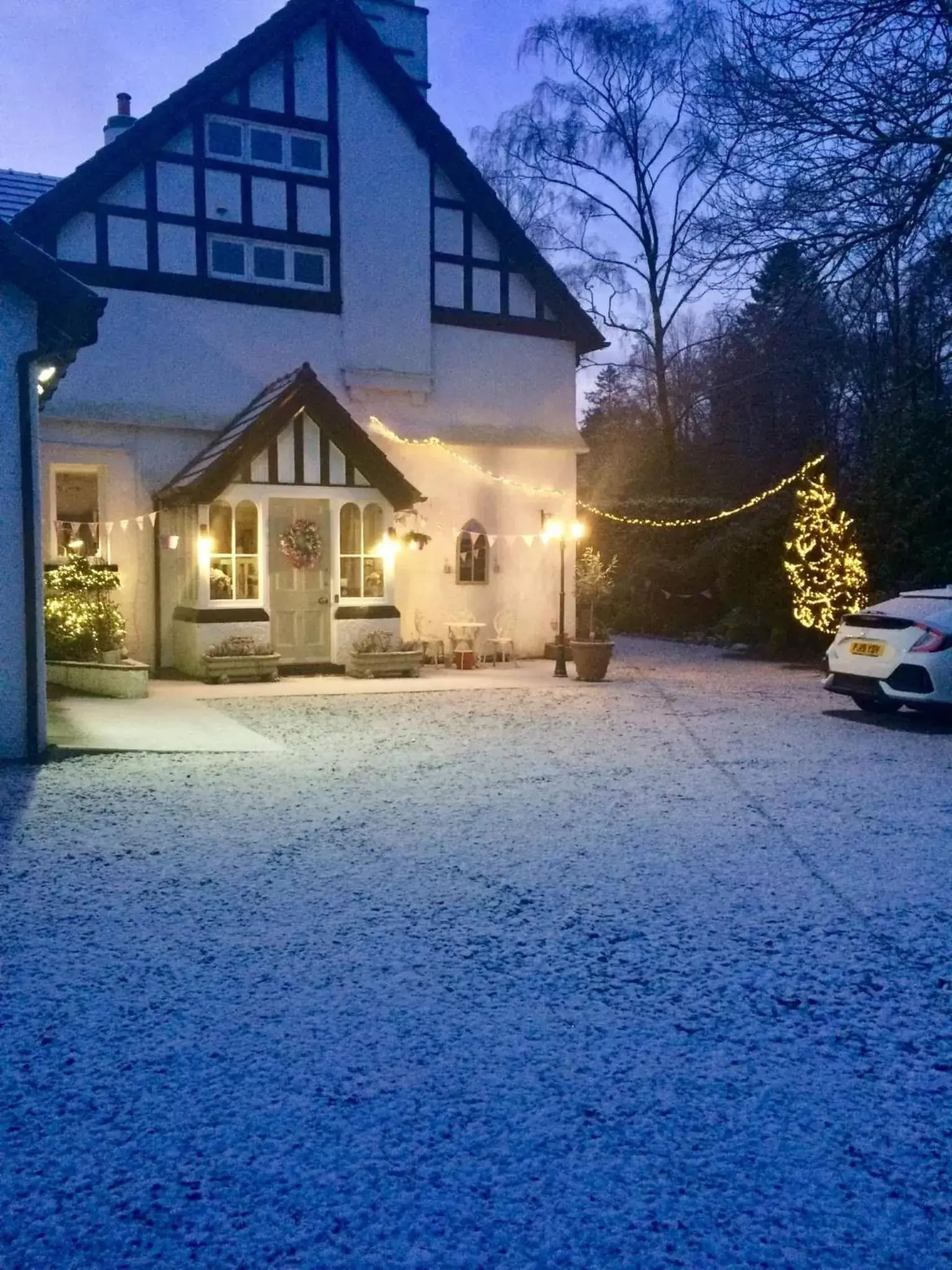 Facade/entrance, Winter in Storrs Gate House