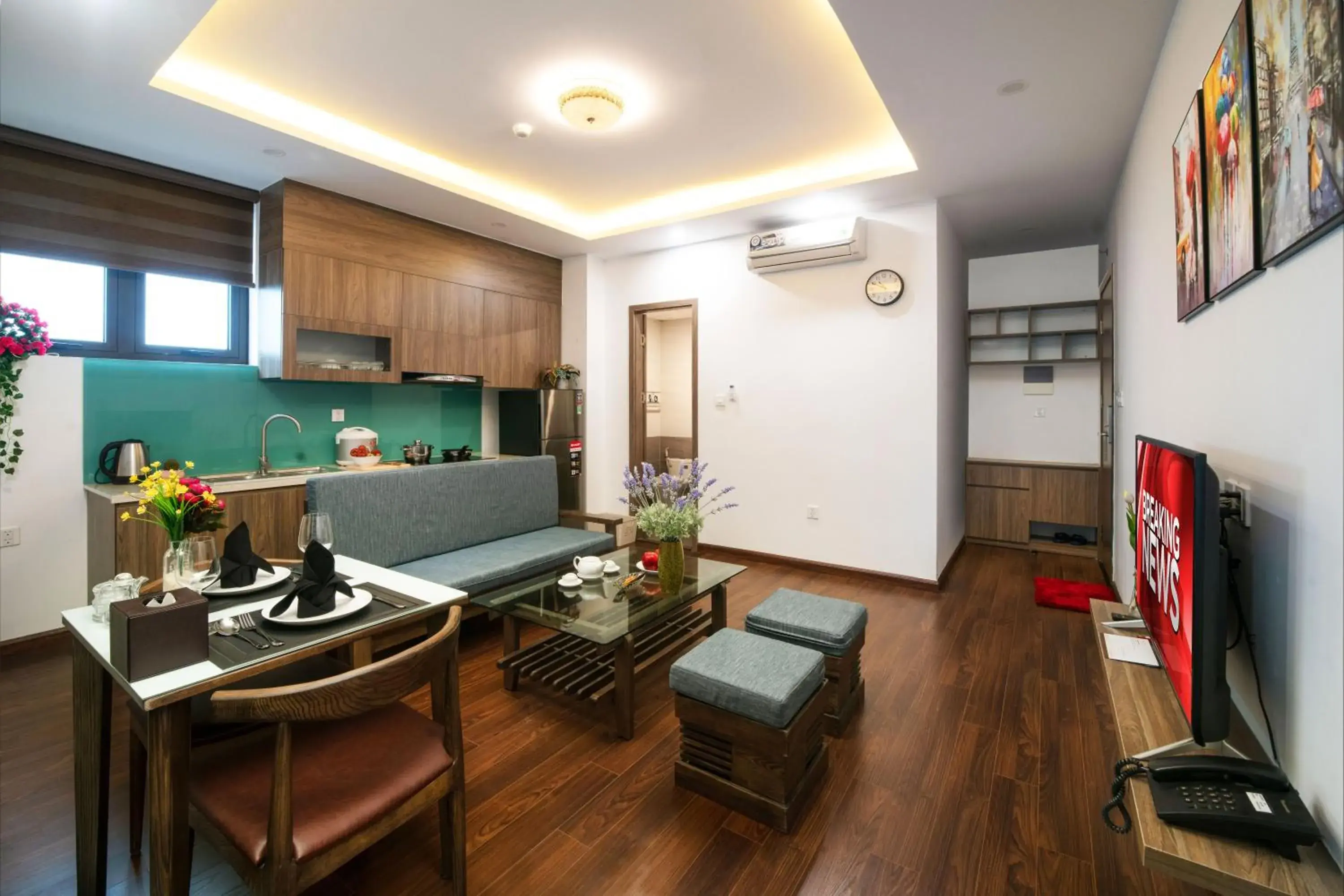 Living room, Kitchen/Kitchenette in Bao Hung Hotel and Apartment