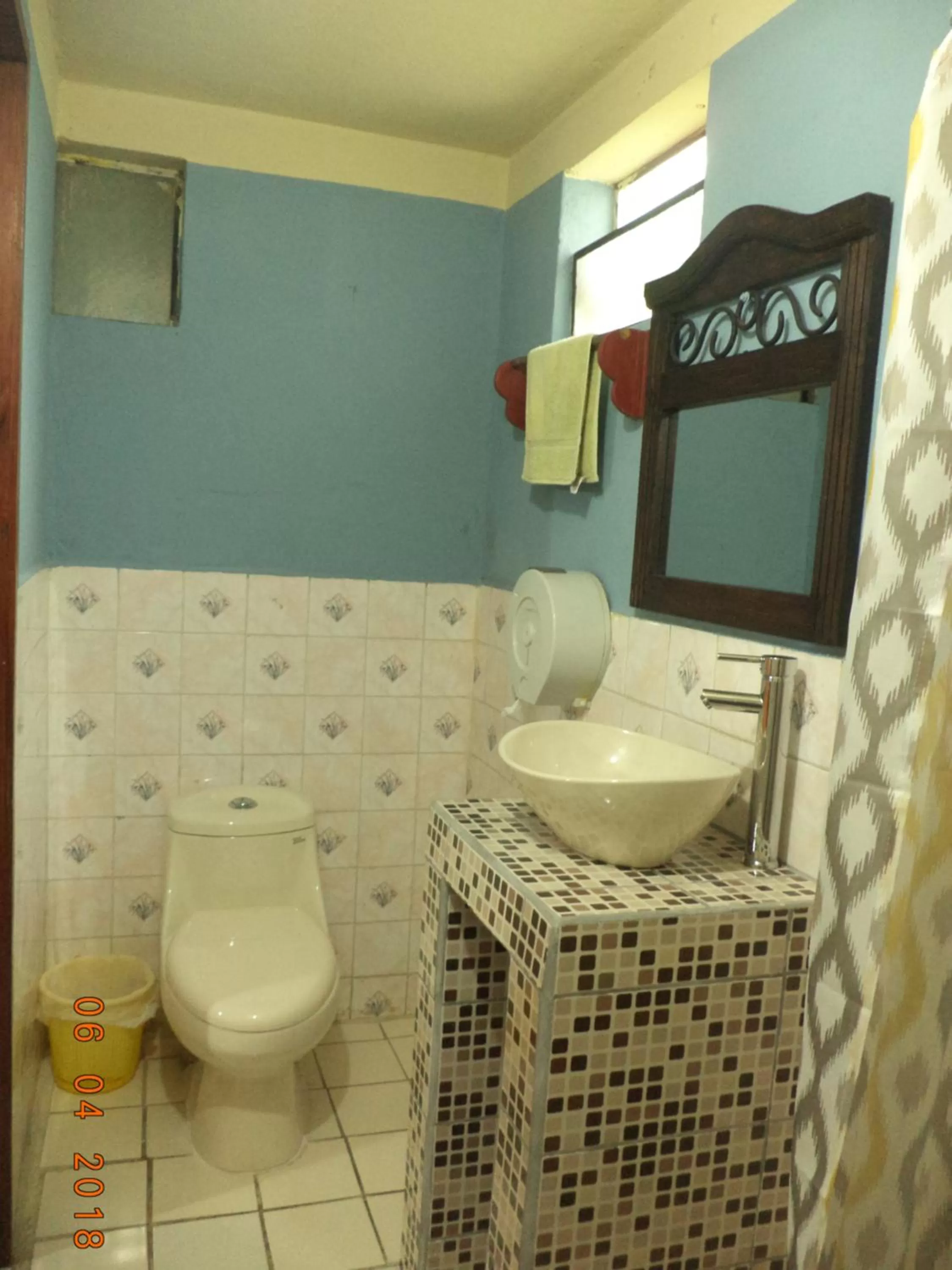 Bathroom in Hospedaje El Viajero