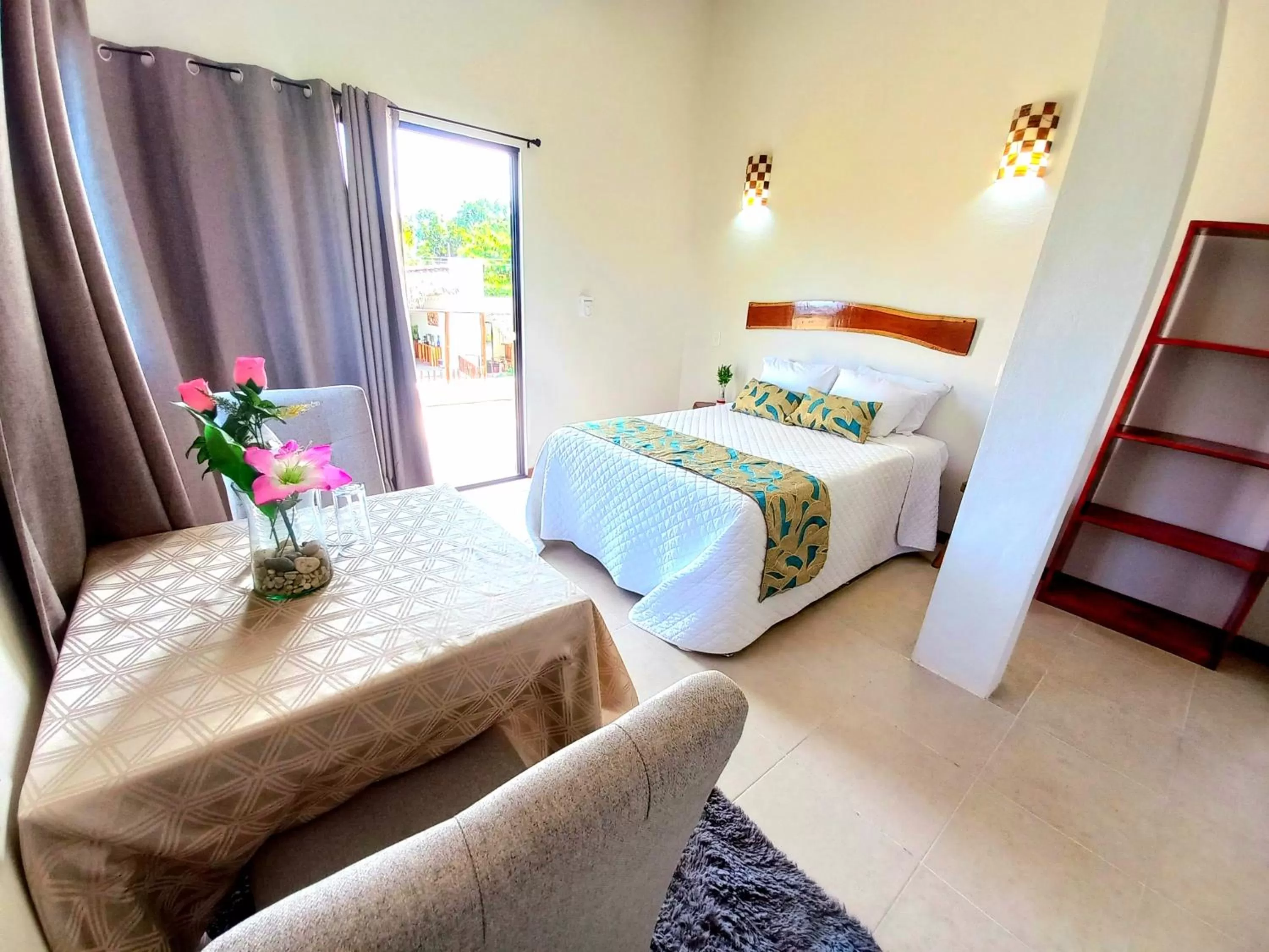 Deluxe Double Room with Balcony in Mayan Majesty Boutique Hotel