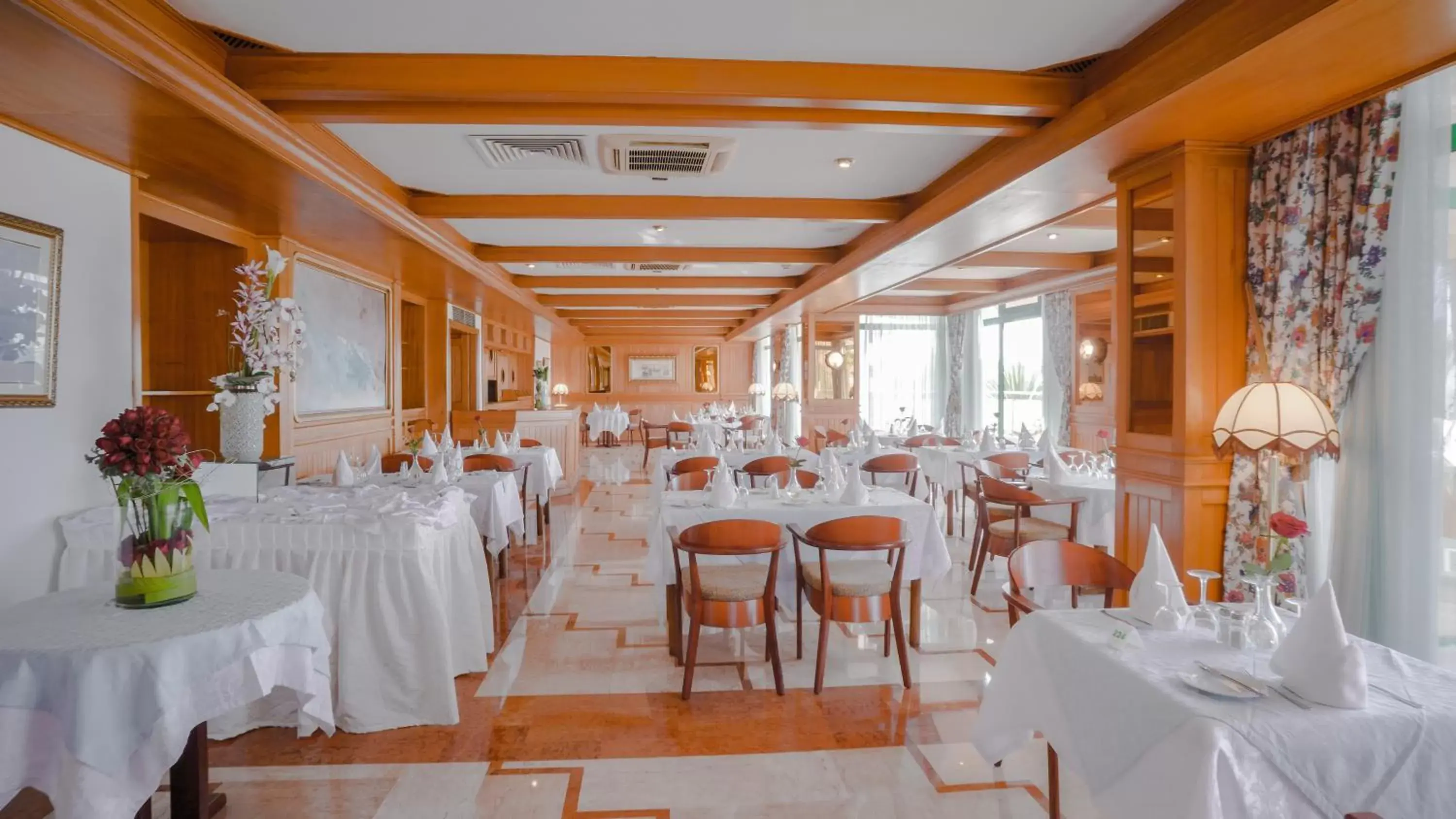 Restaurant/Places to Eat in Agadir Beach Club