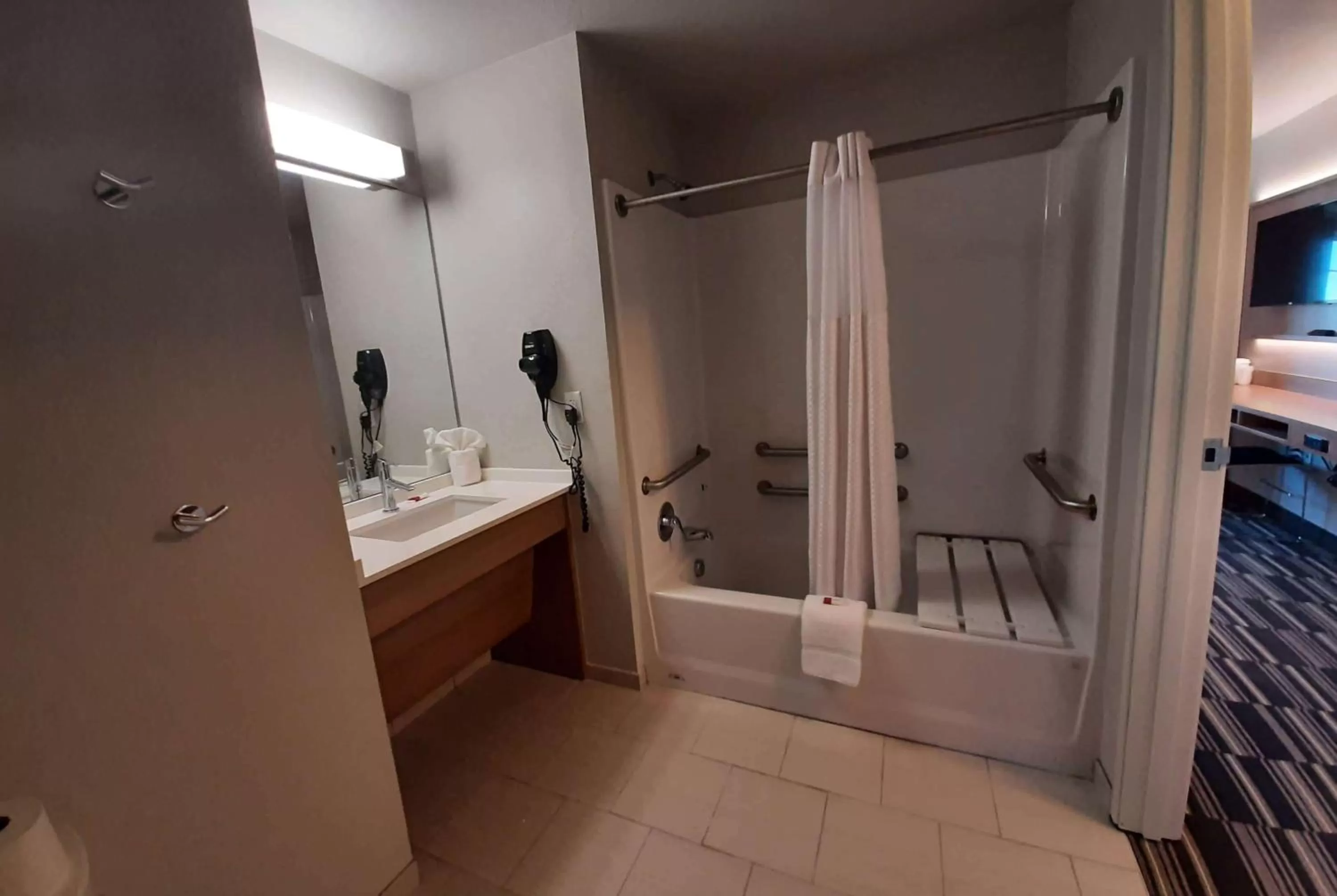 Shower, Bed in Microtel Inn & Suites by Wyndham Loveland