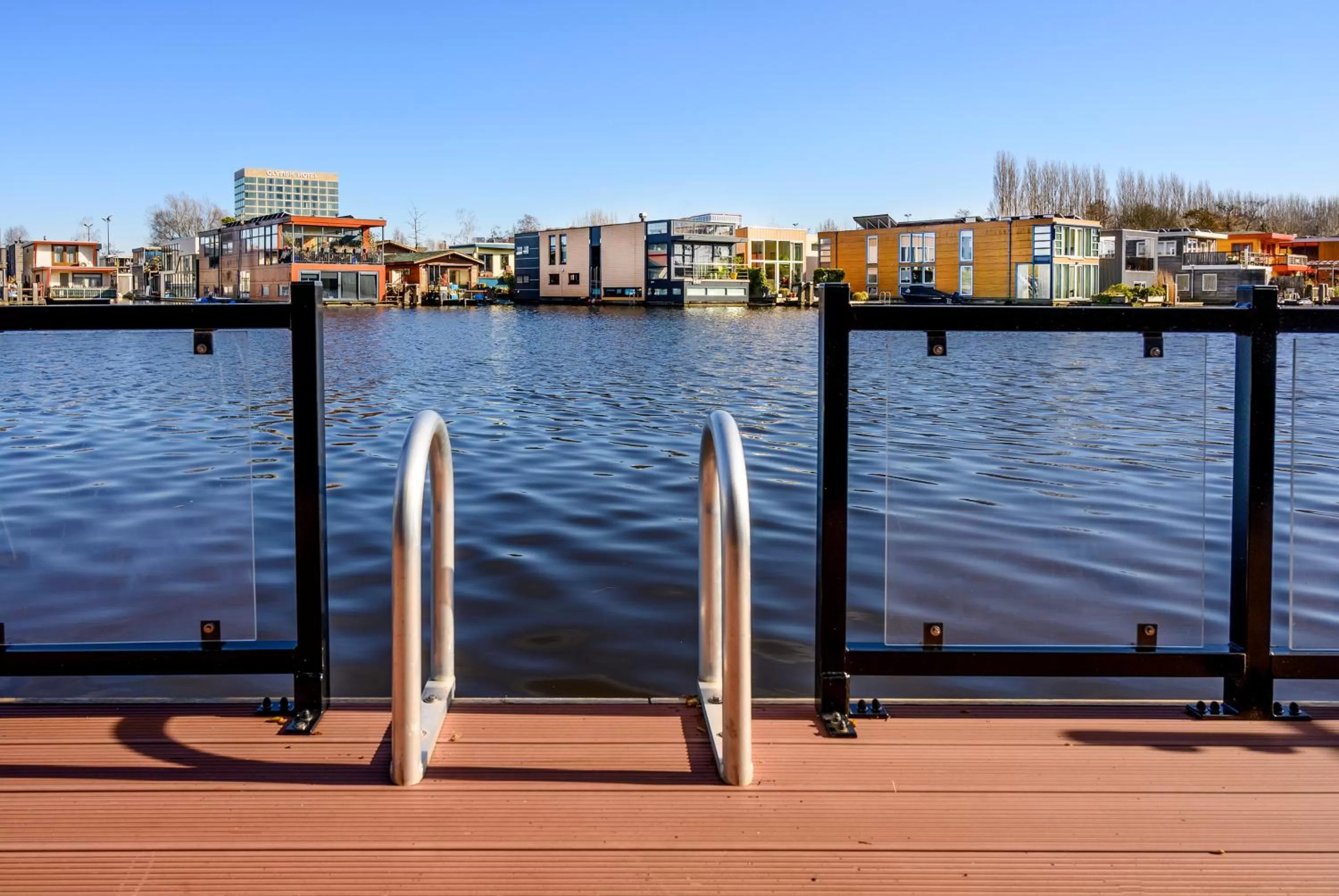 Balcony/Terrace in Houseboat studio with canalview and free bikes