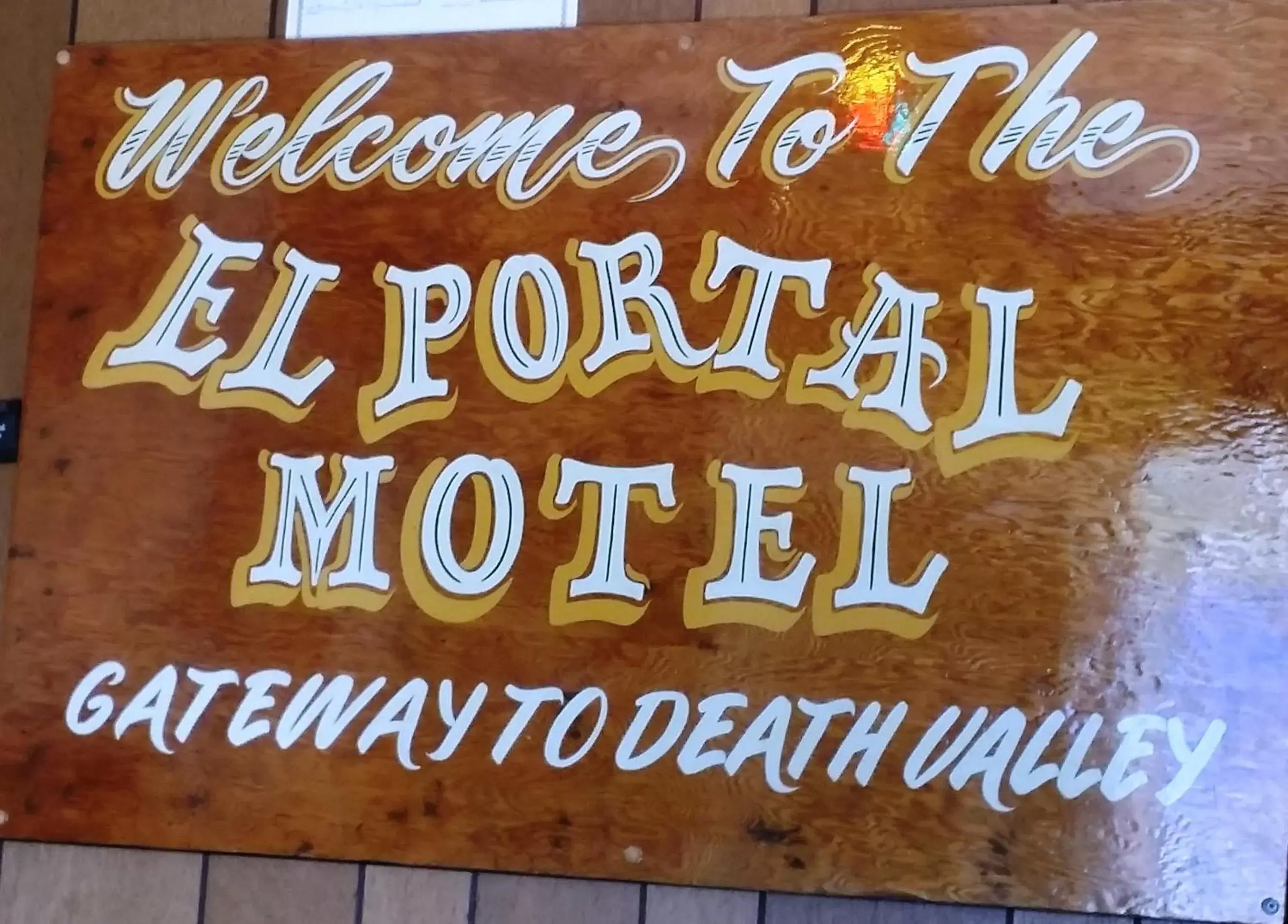 Decorative detail in El Portal Motel