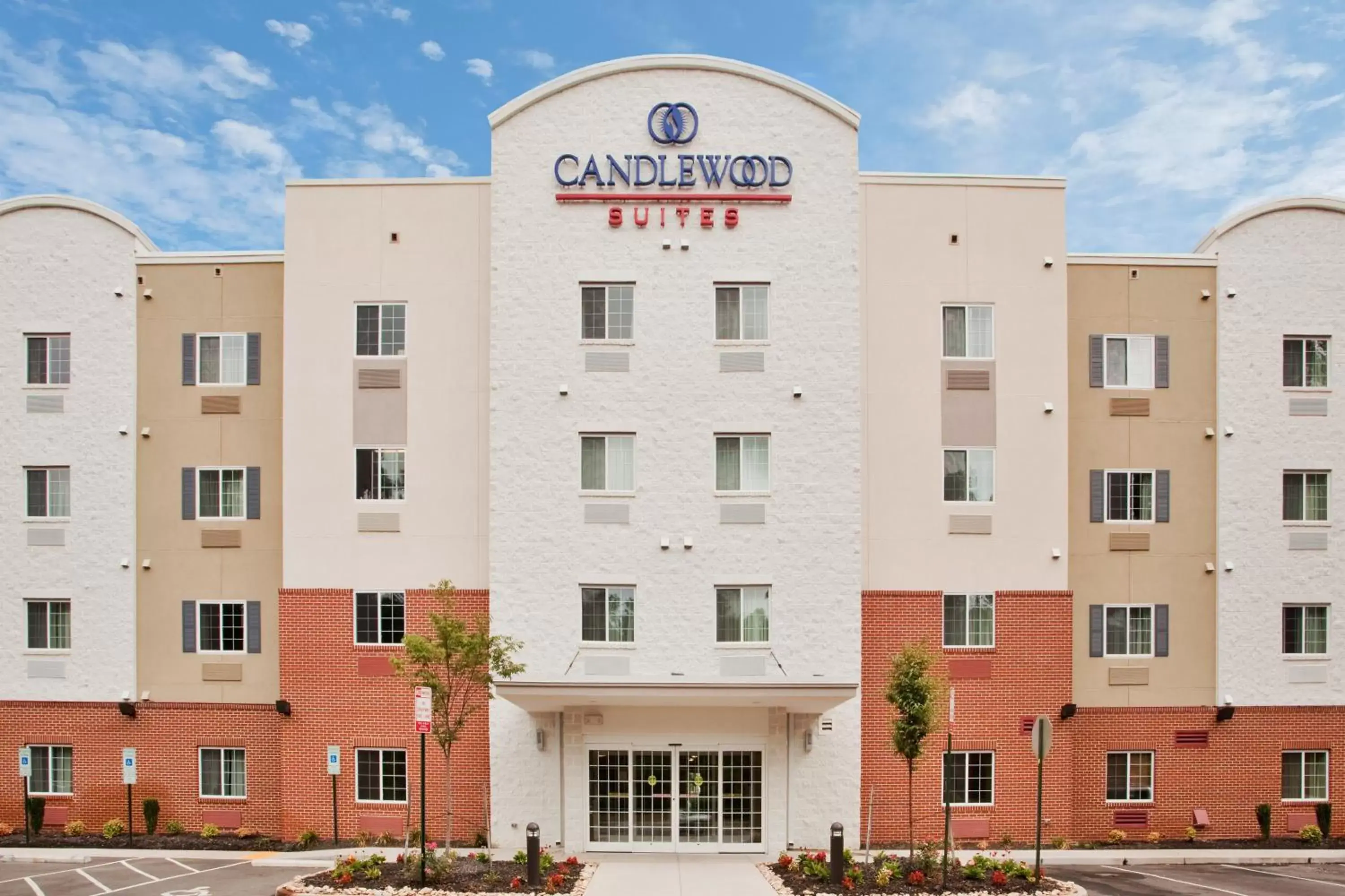 Property Building in Candlewood Suites Richmond Airport, an IHG Hotel