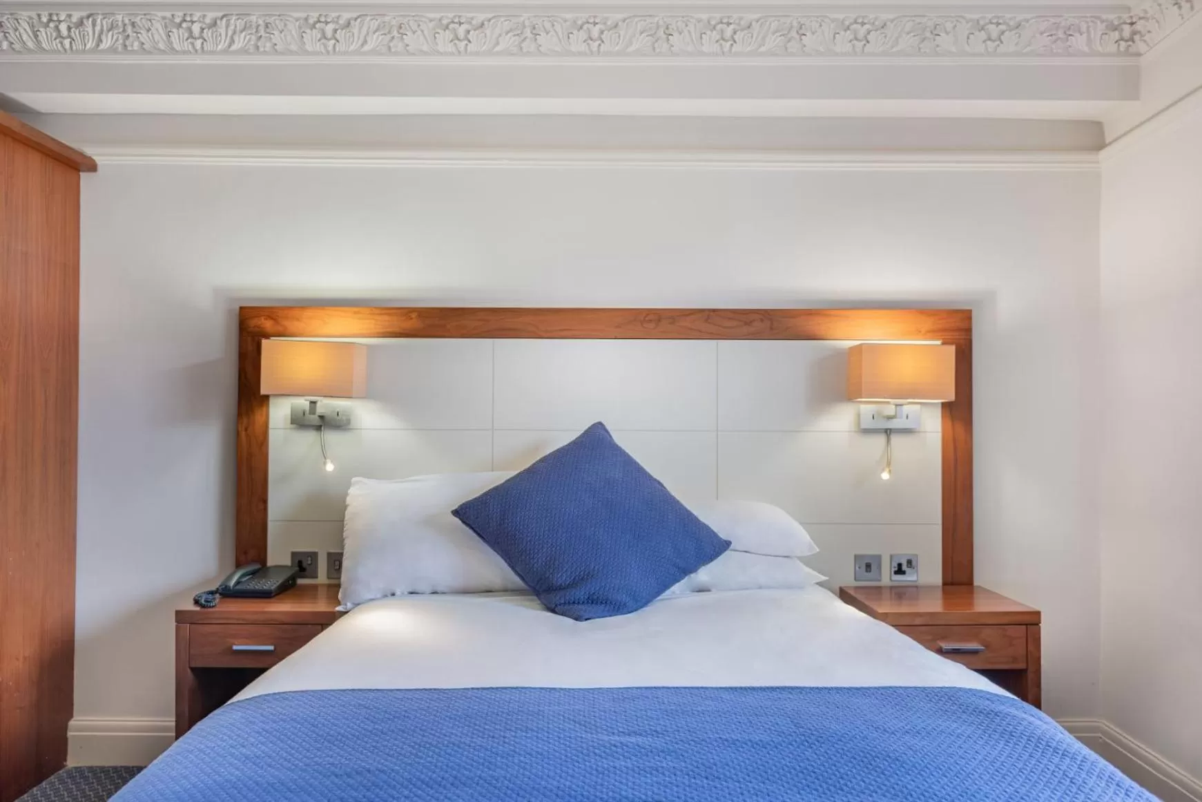 Bedroom, Bed in The Riverside