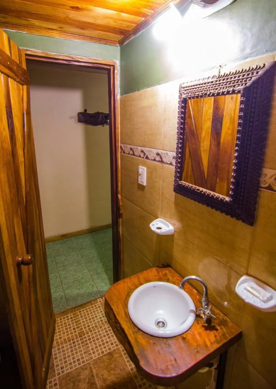 Bathroom in Posada Los Tajibos