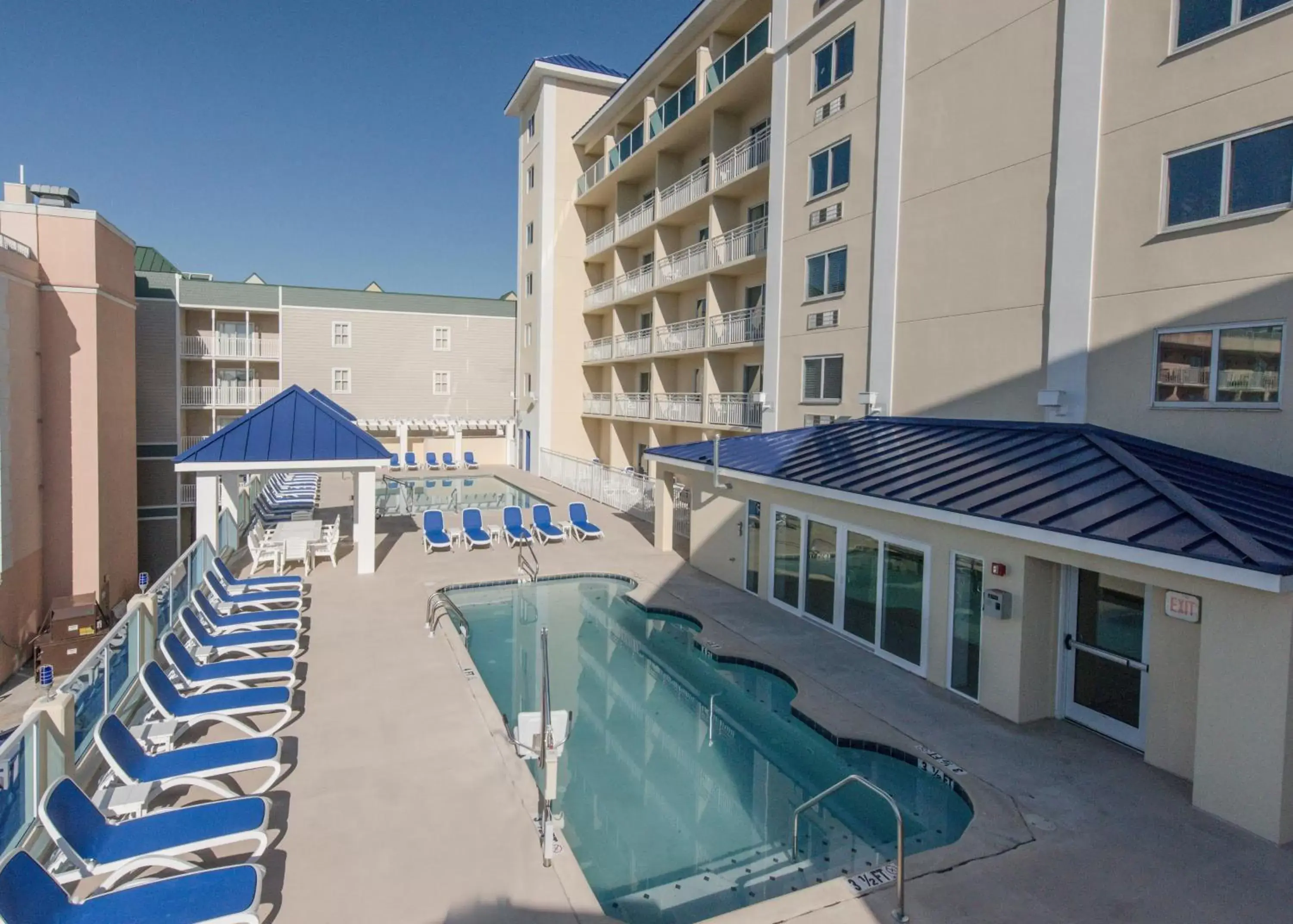 Property building, Swimming Pool in Park Place Hotel