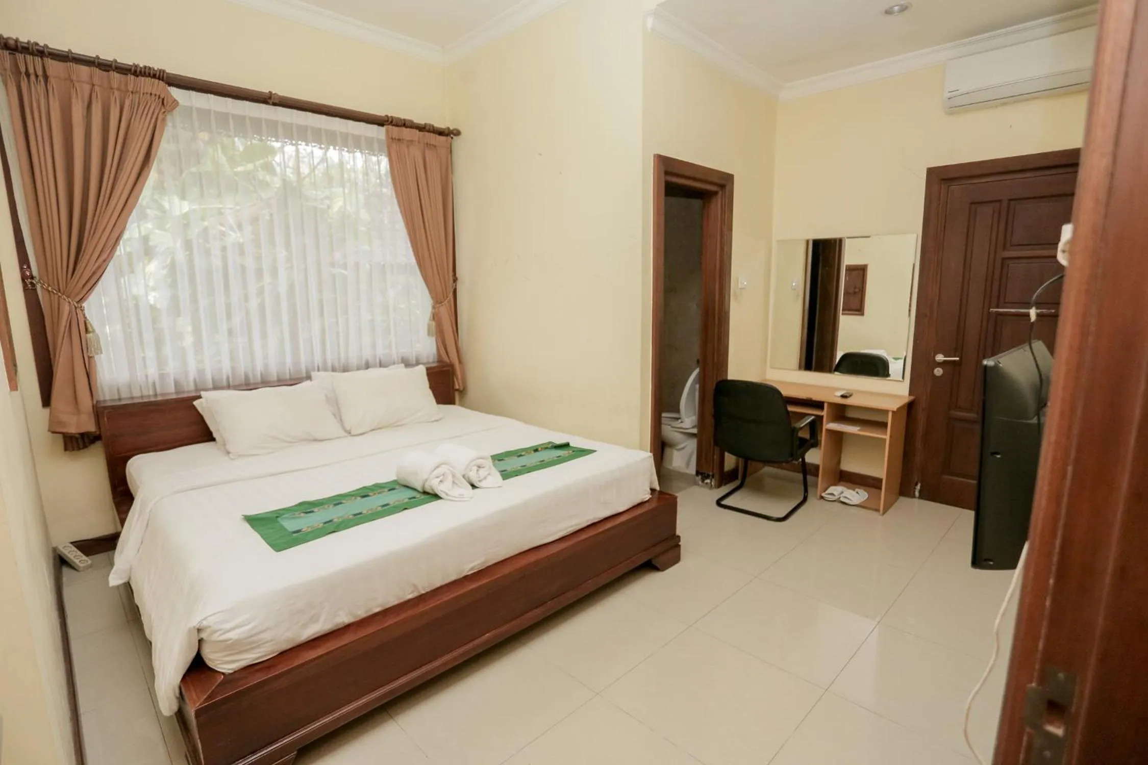 Bedroom, Bed in Ubud Hotel & Cottages