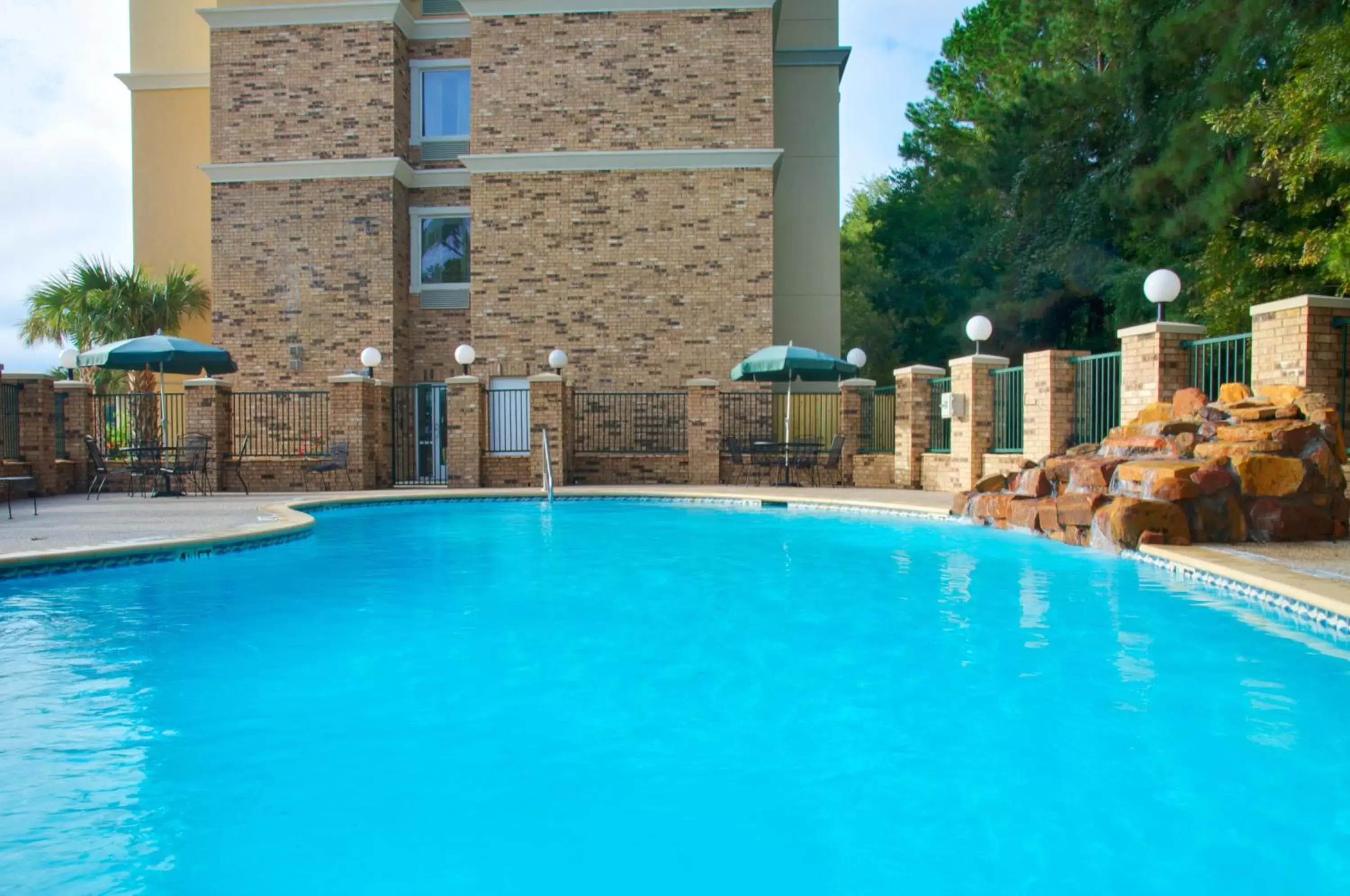 Swimming Pool in Holiday Inn Express Hotel & Suites Lufkin South, an IHG Hotel