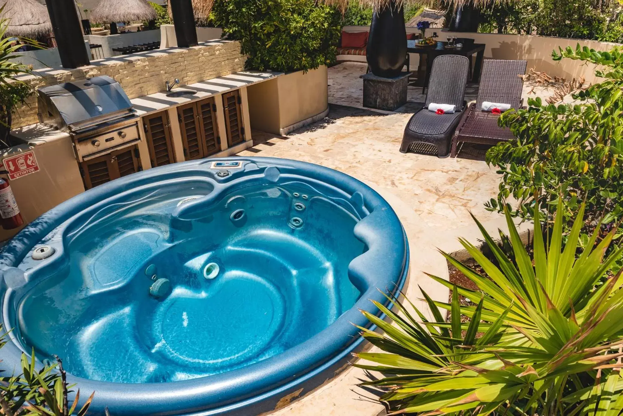 Patio, Pool View in El Taj Oceanfront and Beachside Condo Hotel