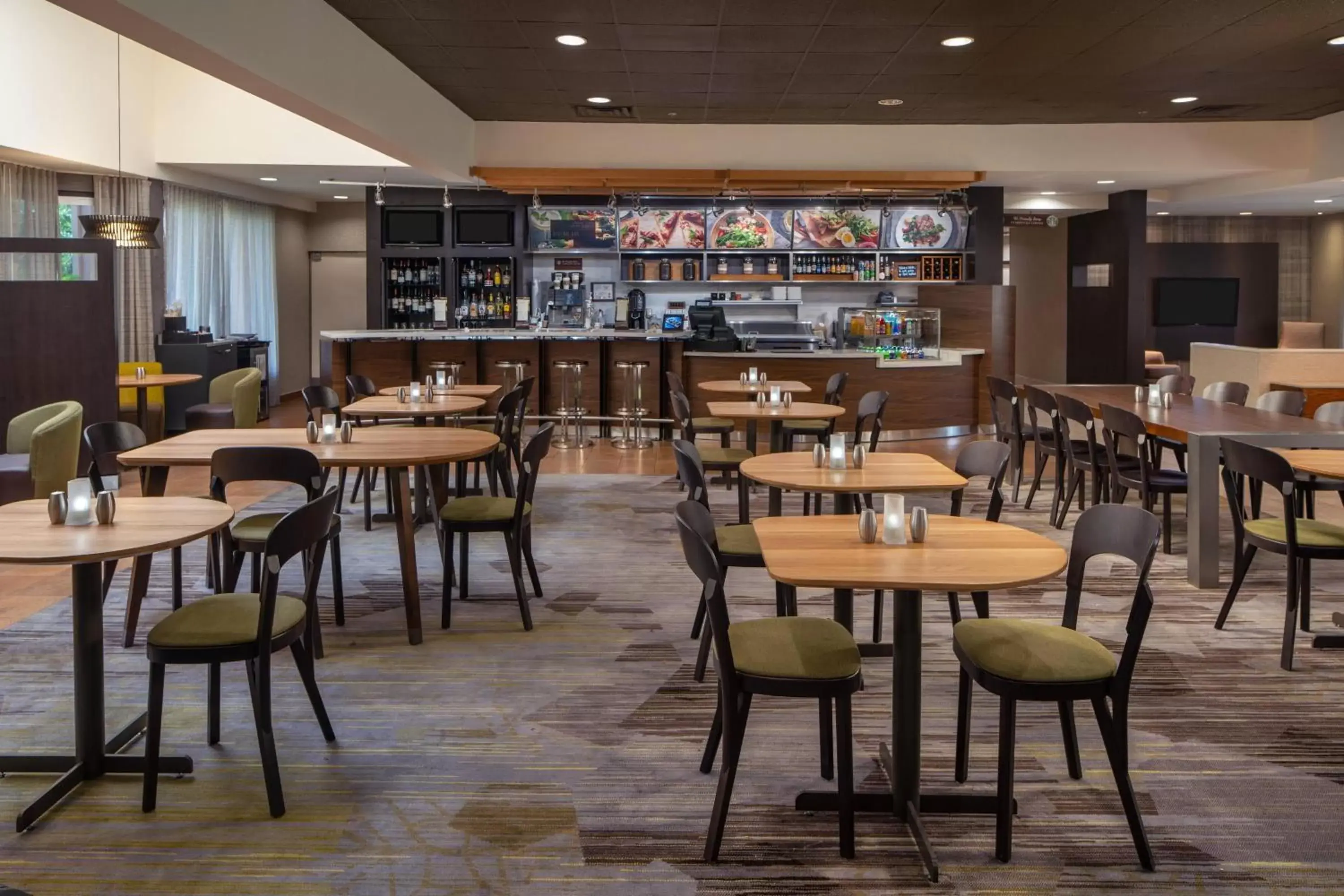 Restaurant/Places to Eat in Courtyard by Marriott Jacksonville at the Mayo Clinic Campus/Beaches