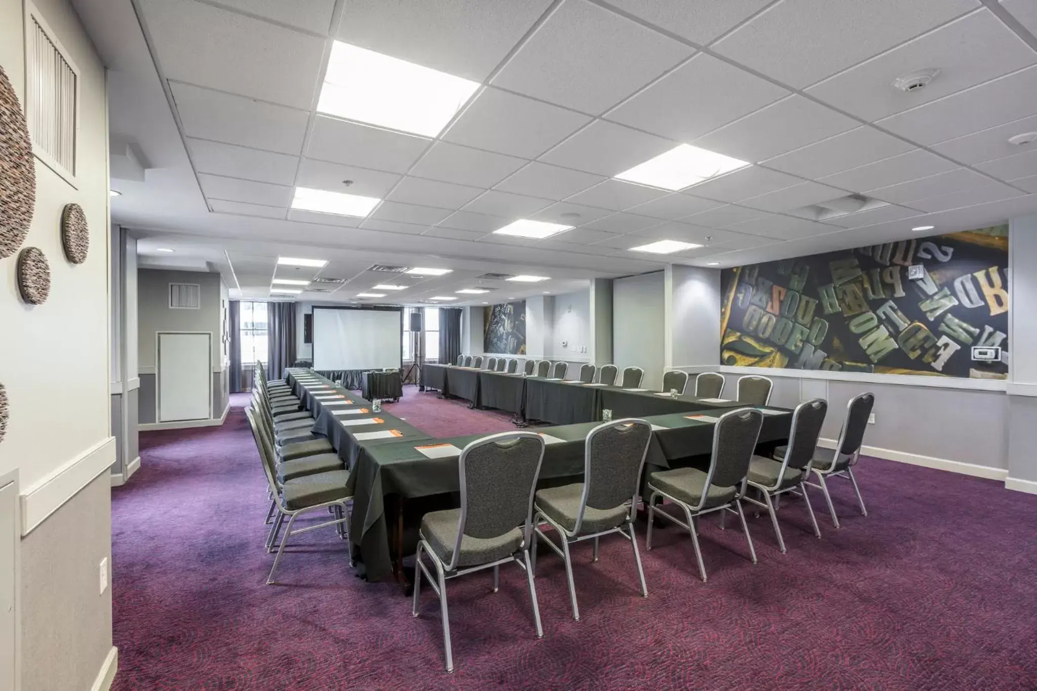 Meeting/conference room in Hotel Indigo Nashville - The Countrypolitan