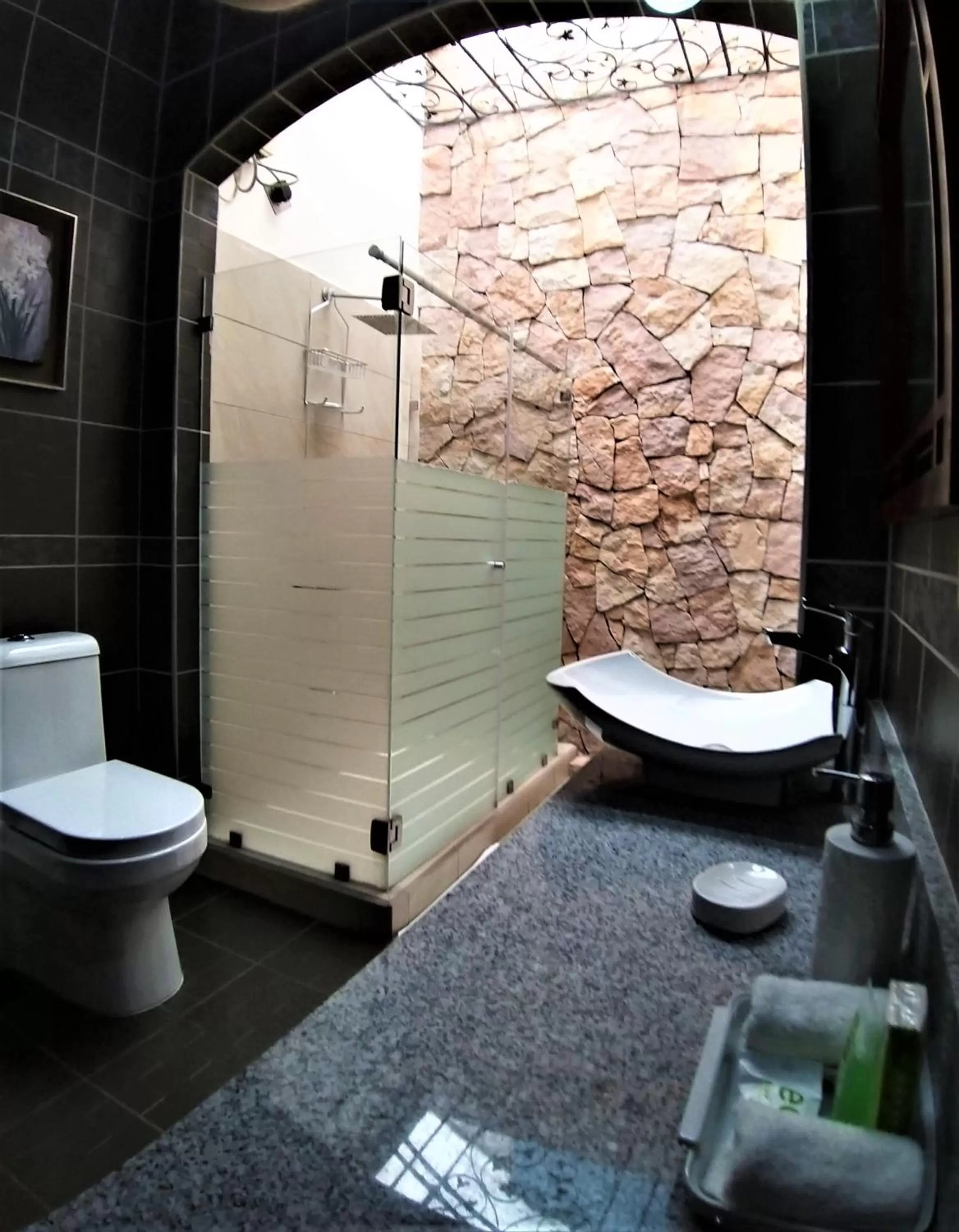 Bathroom in Alameda Cariari Boutique Hotel