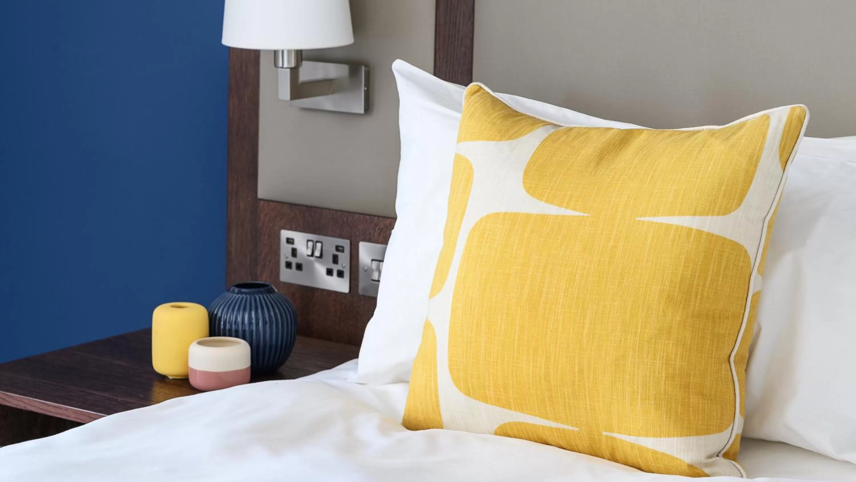 Photo of the whole room, Bed in voco Grand Central Glasgow by IHG