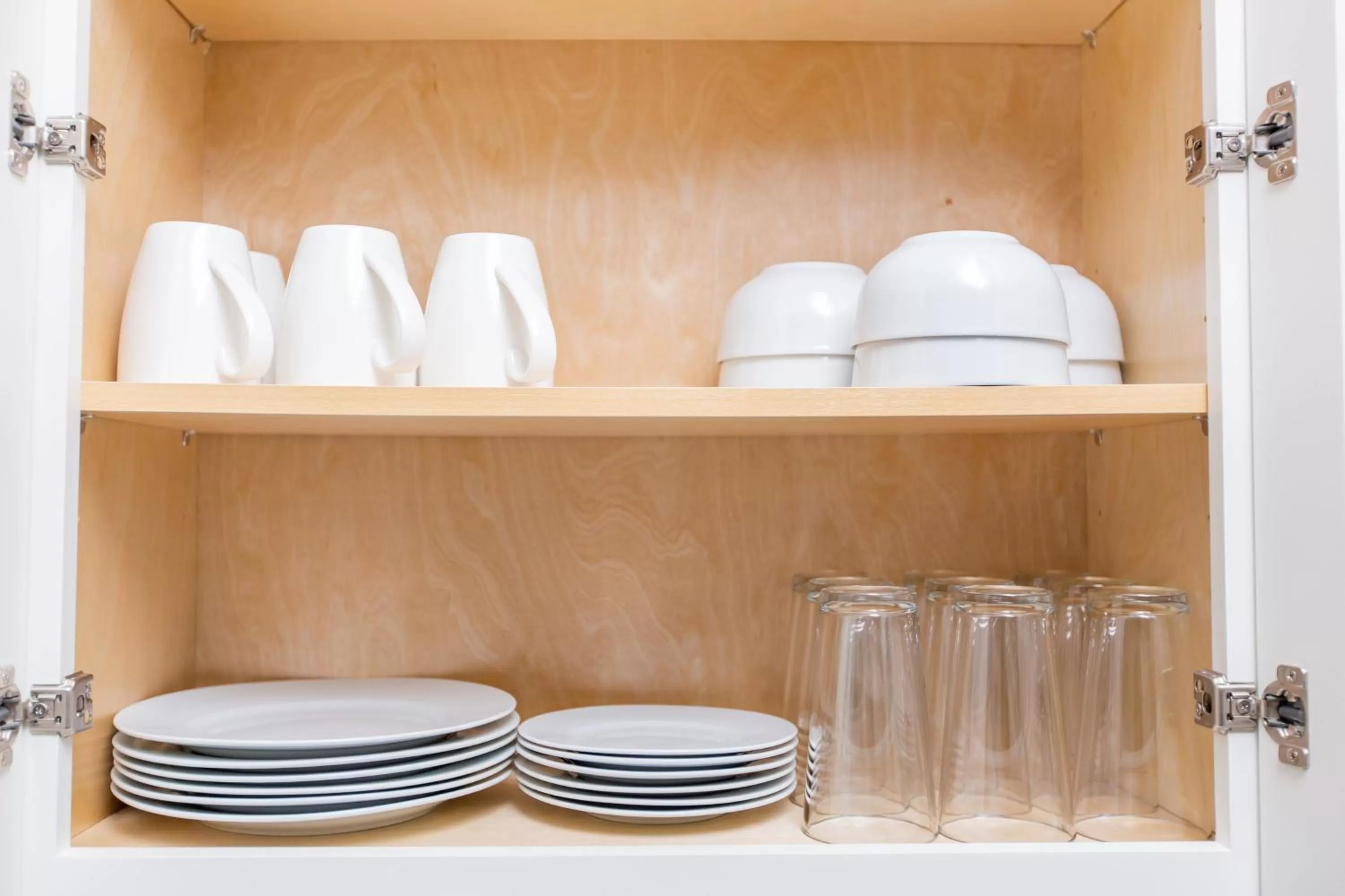 Kitchen or kitchenette, Bathroom in Kasa Forest Park St Louis