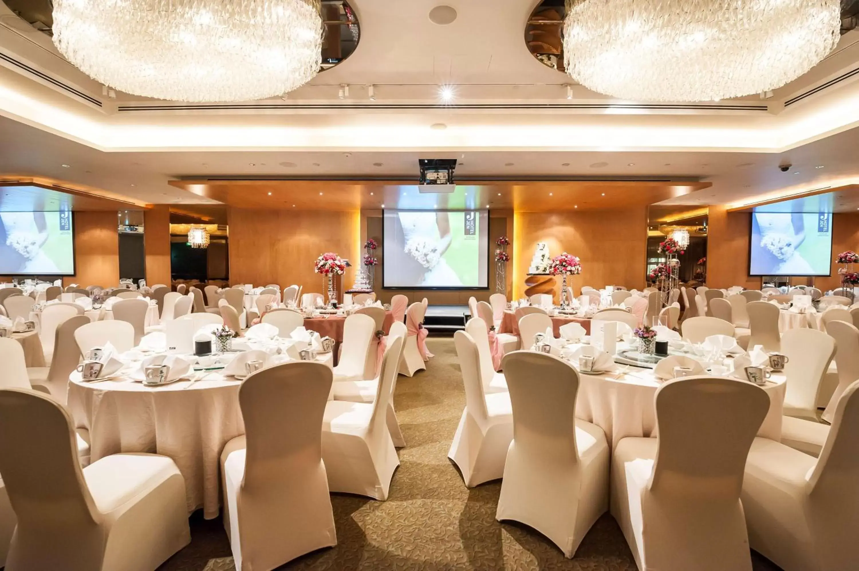 Other, Banquet Facilities in JEN Singapore Tanglin by Shangri-La