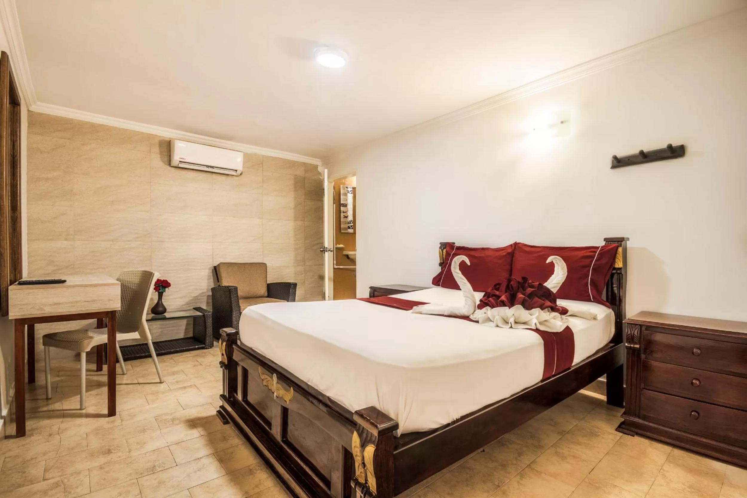 Bedroom, Bed in Hotel El Viajero Centro