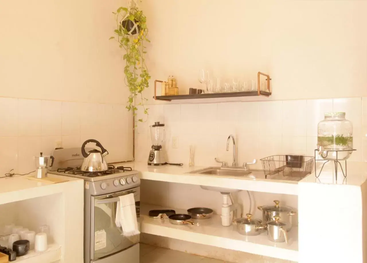 Kitchen/Kitchenette in La Casa Bonita