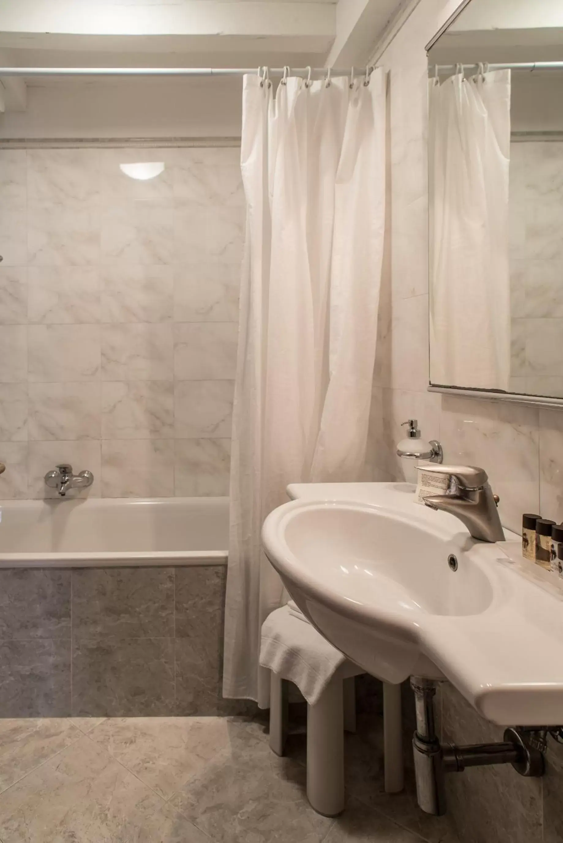 Bathroom in Hotel Casa Nicolò Priuli