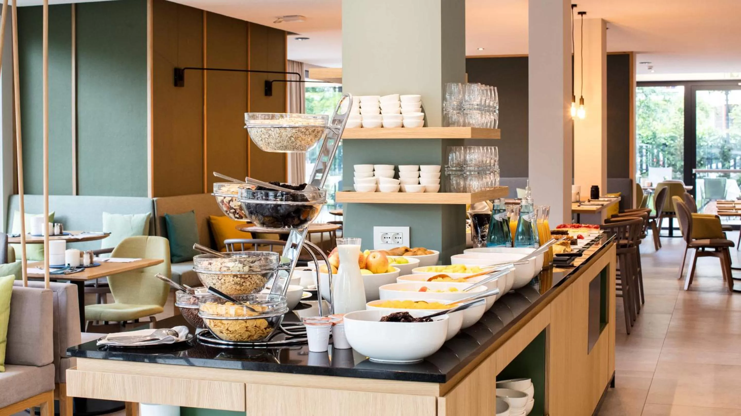 Buffet breakfast in Flora Hotel & Suites