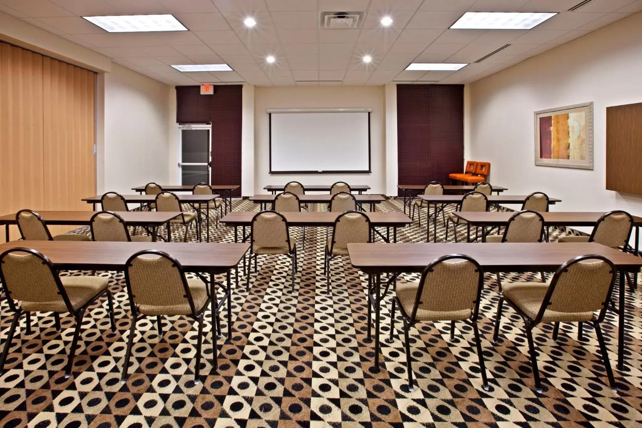 Meeting/conference room in Holiday Inn Louisville Airport South, an IHG Hotel