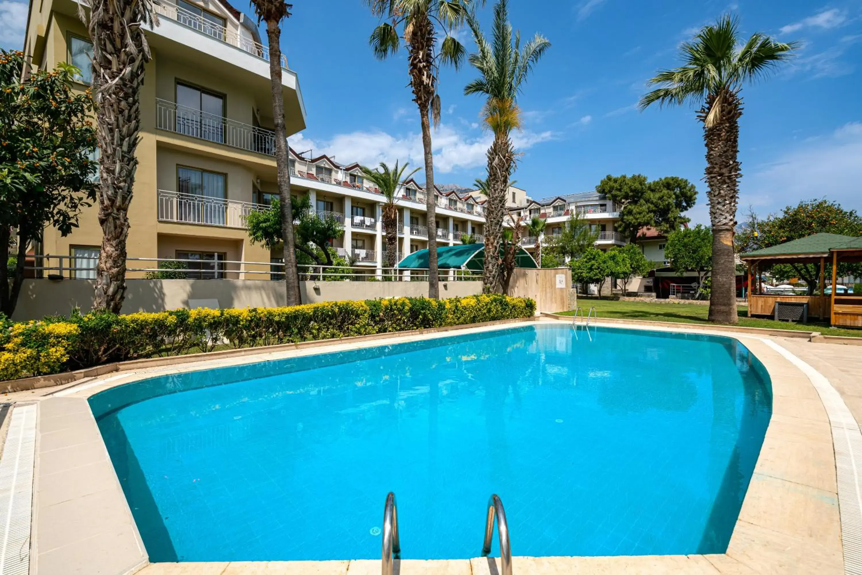 Property building, Swimming Pool in Tu Casa Gelidonya Hotel