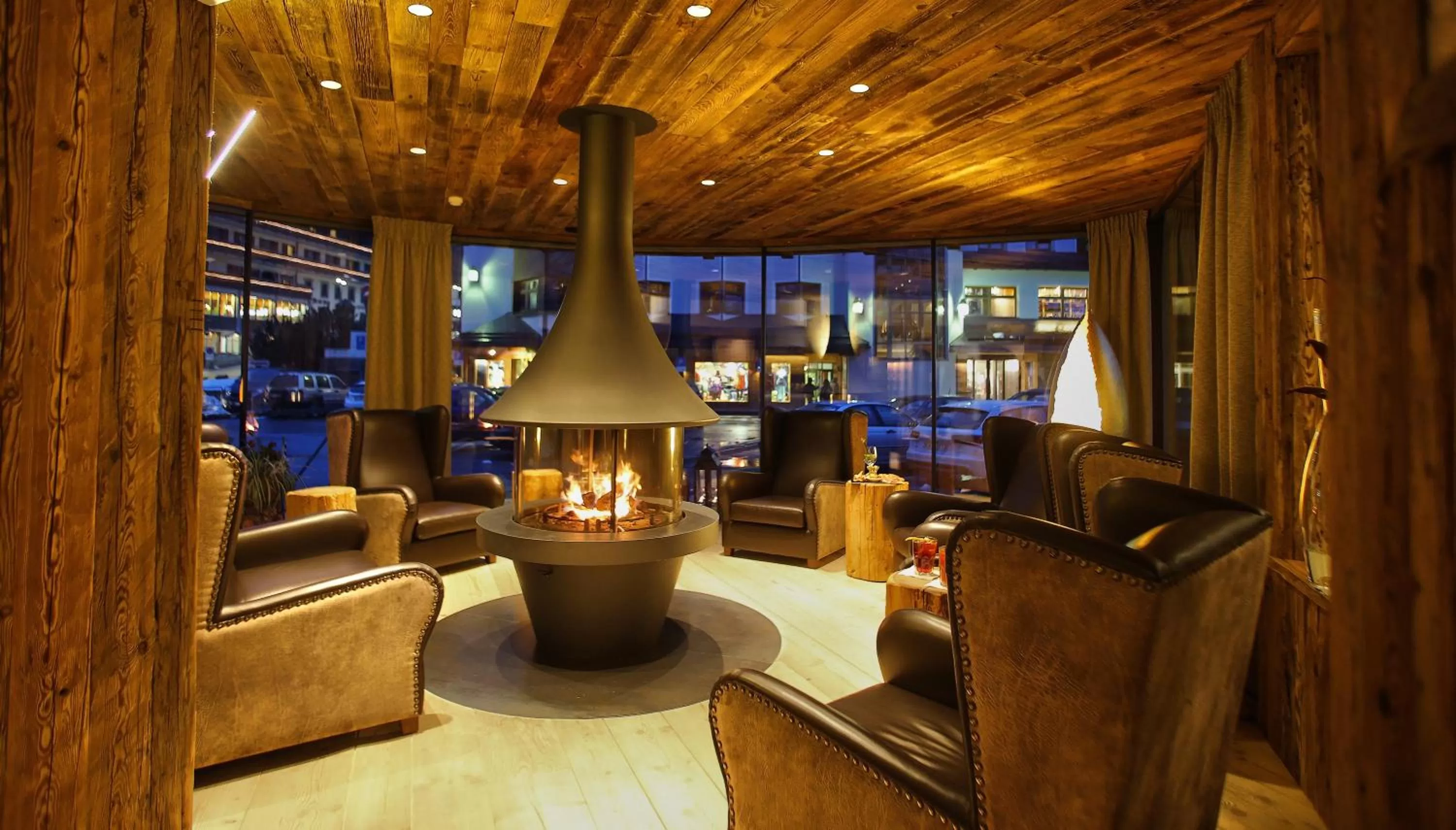 Lobby or reception in Hotel Marmolada