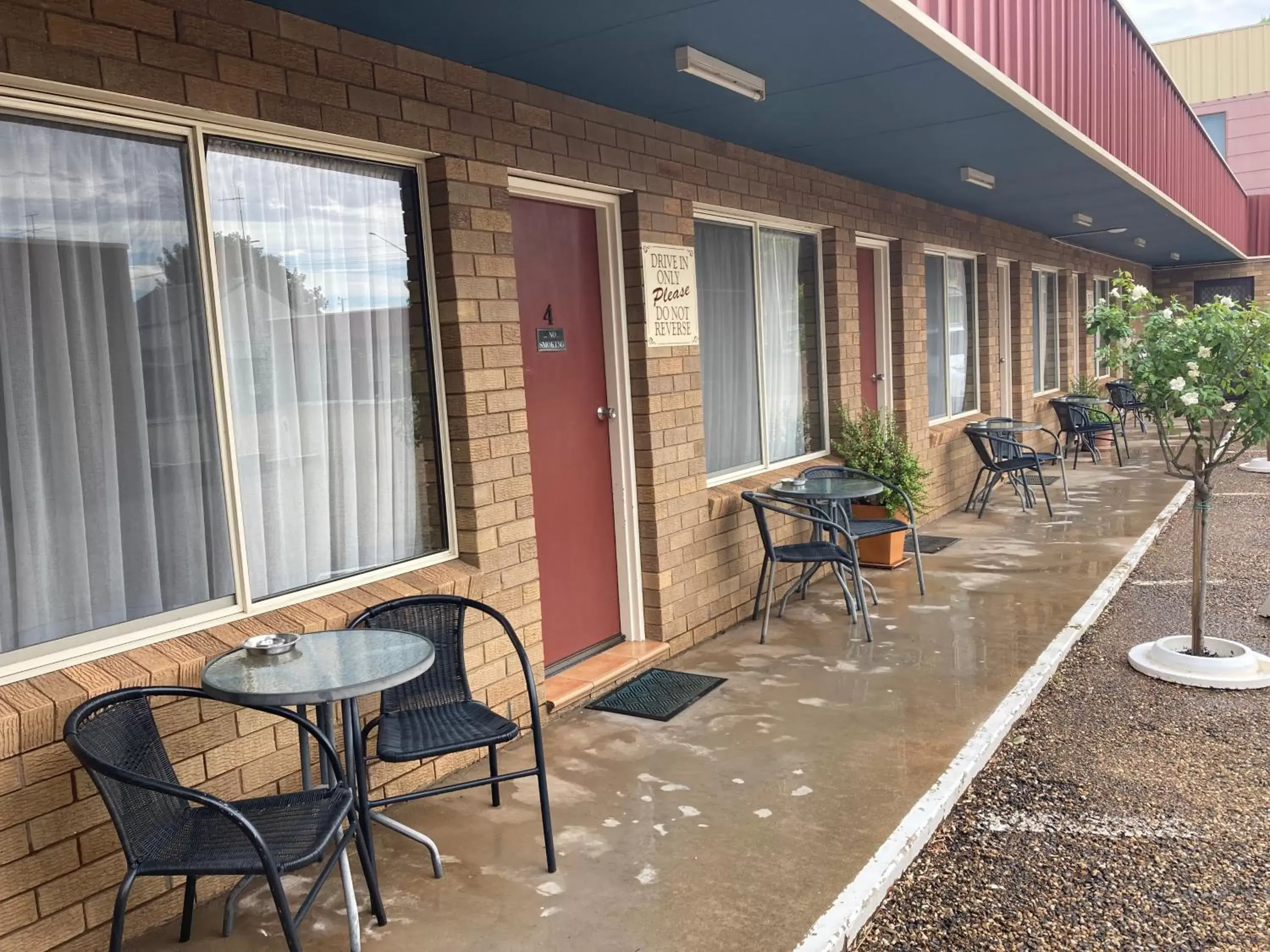 Property building in Camellia Motel Property building in Camellia Motel