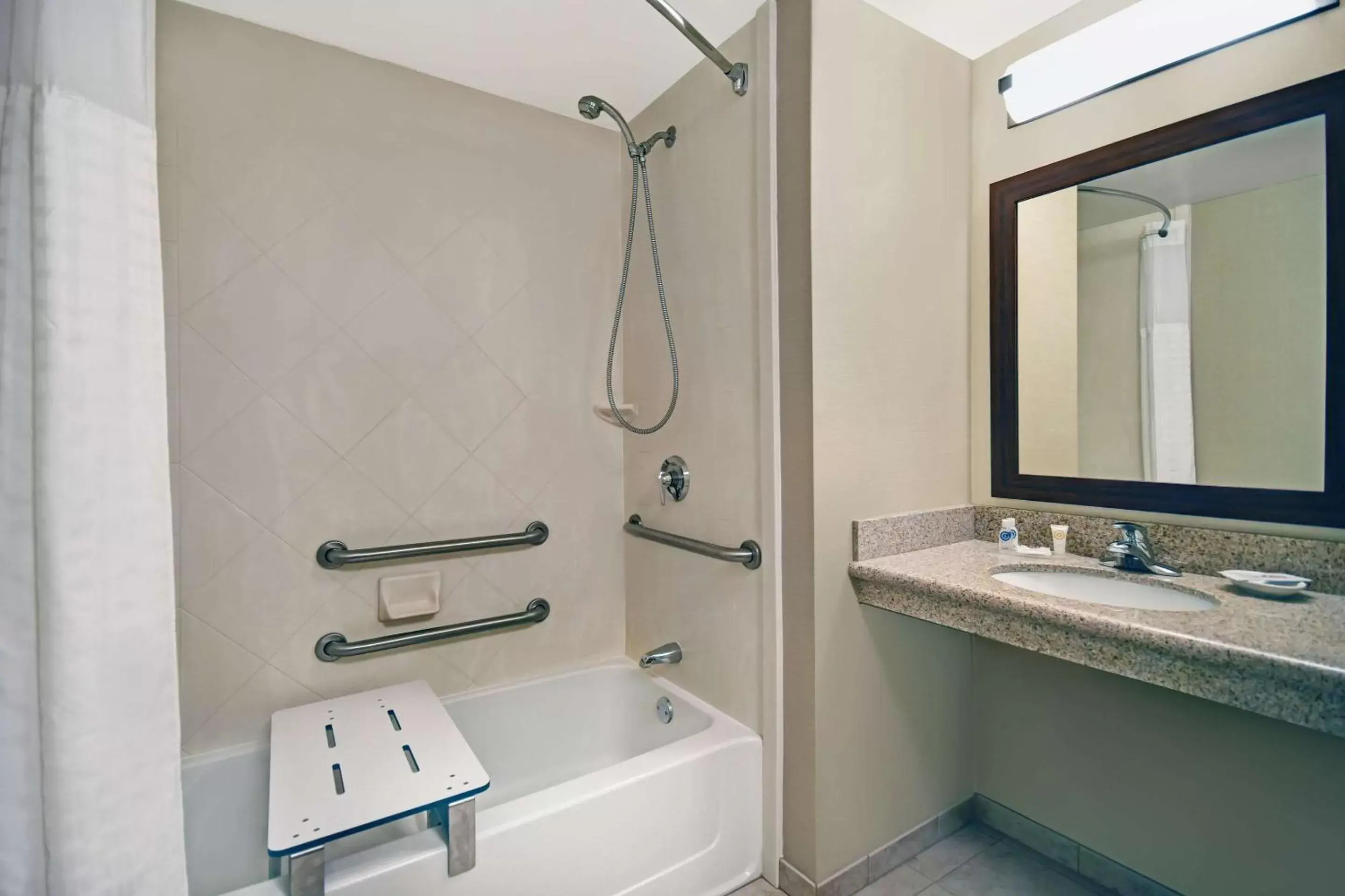 Bedroom, Bathroom in Comfort Inn & Suites Wilton