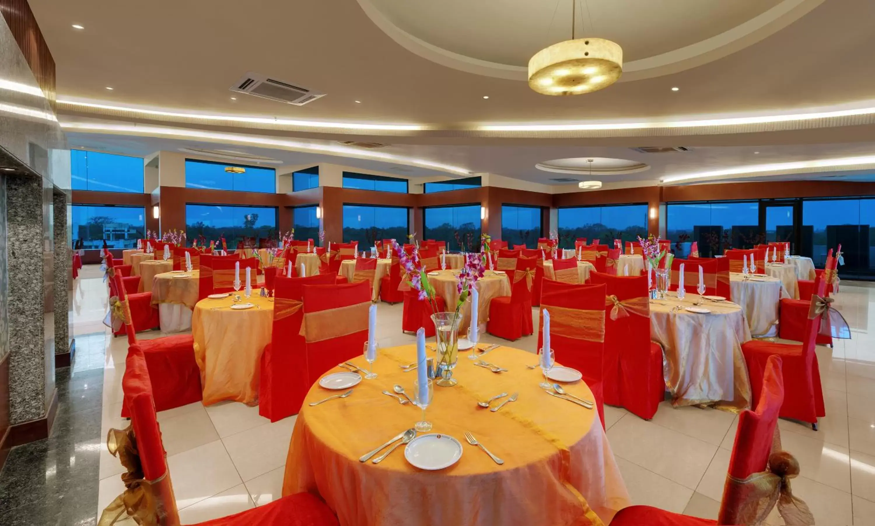 Meeting/conference room, Banquet Facilities in Ramada Plaza by Wyndham JHV Varanasi