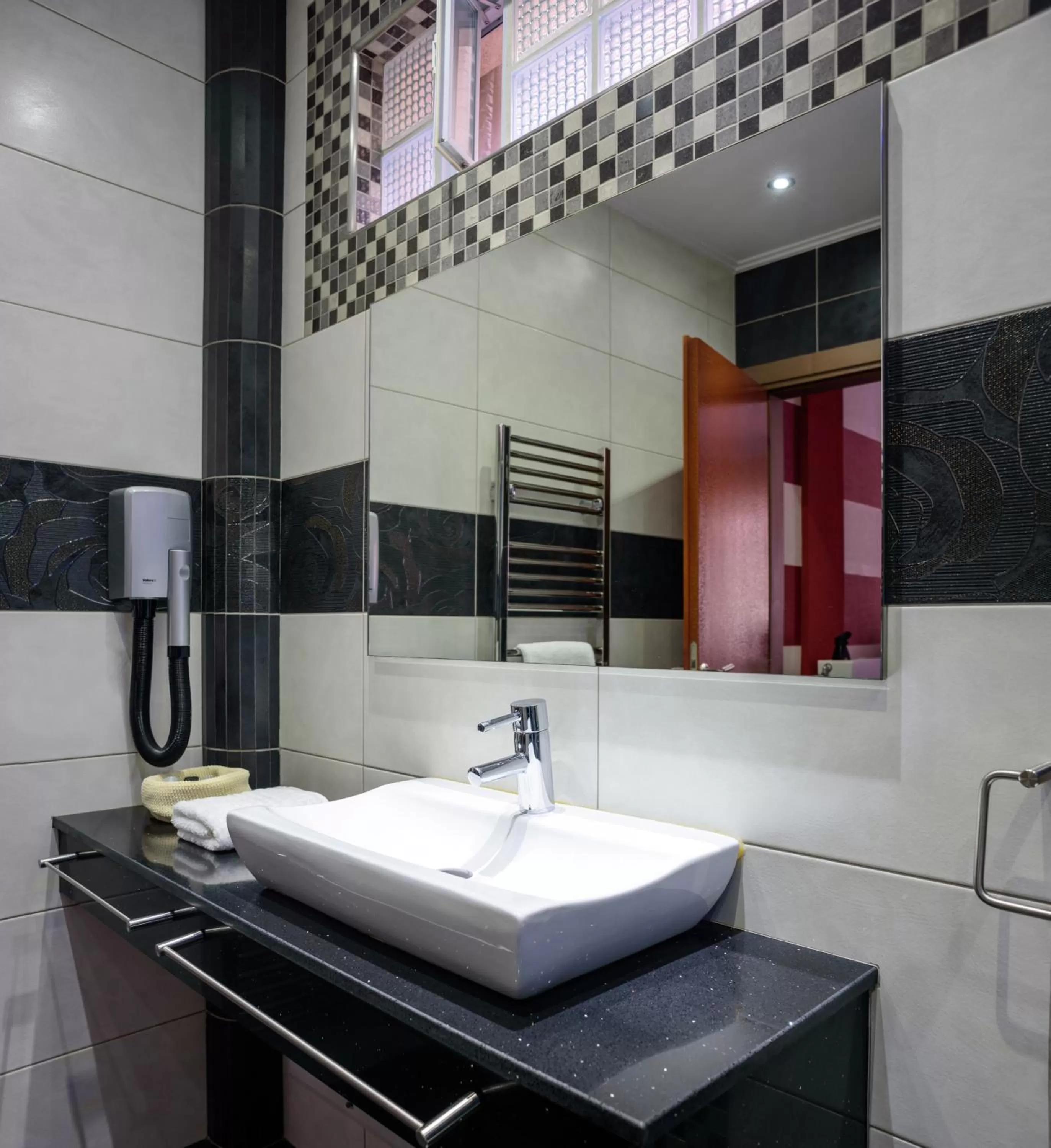 Bathroom in Lume Athens