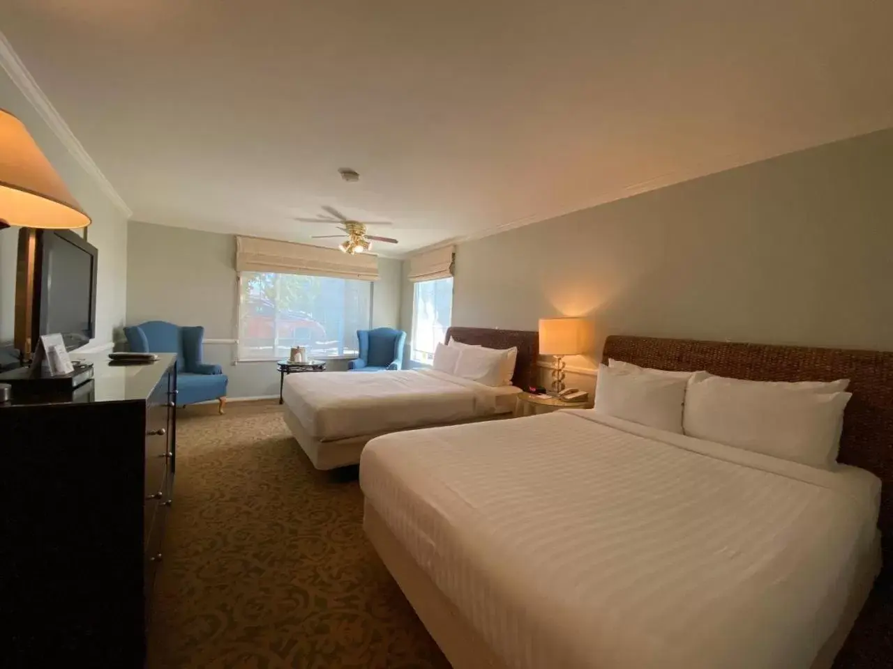 Standard Queen Room with Two Queen Beds in The Morgan Hotel San Simeon