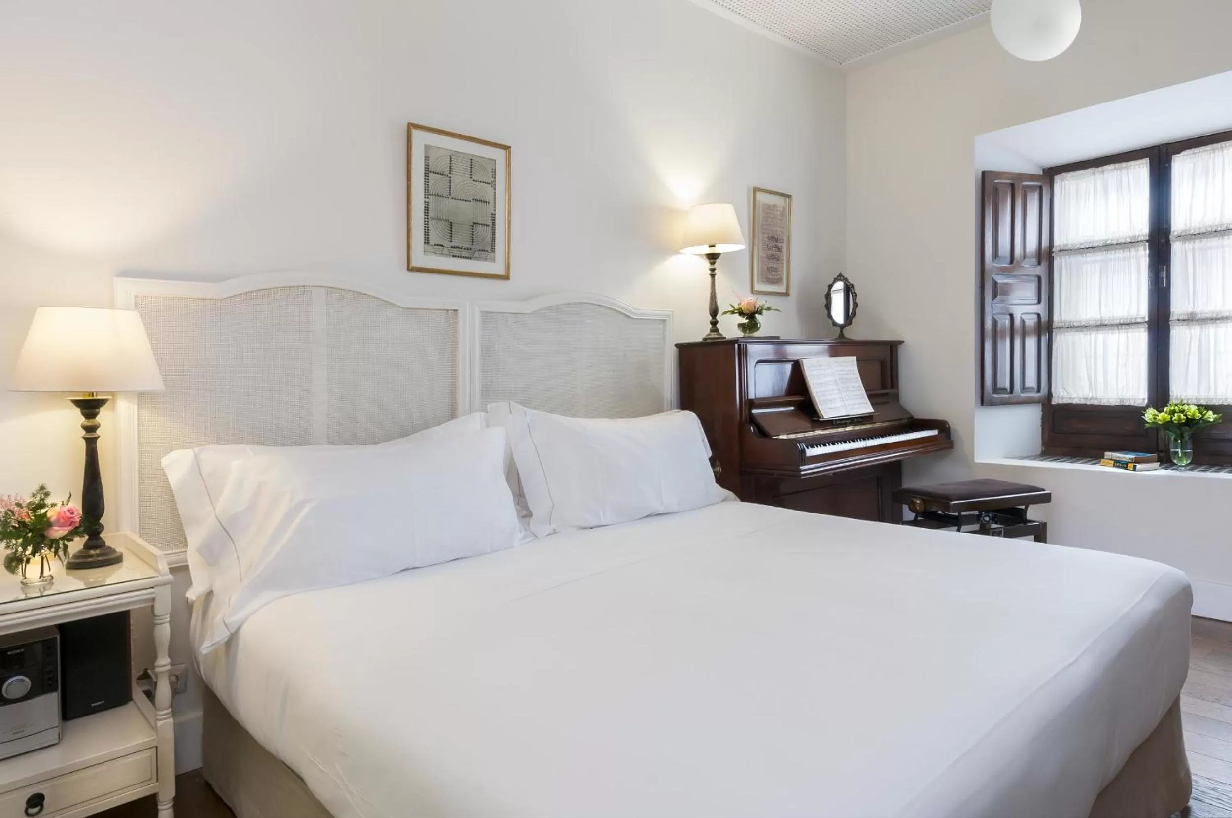 Bedroom, Bed in Hotel Amadeus Sevilla