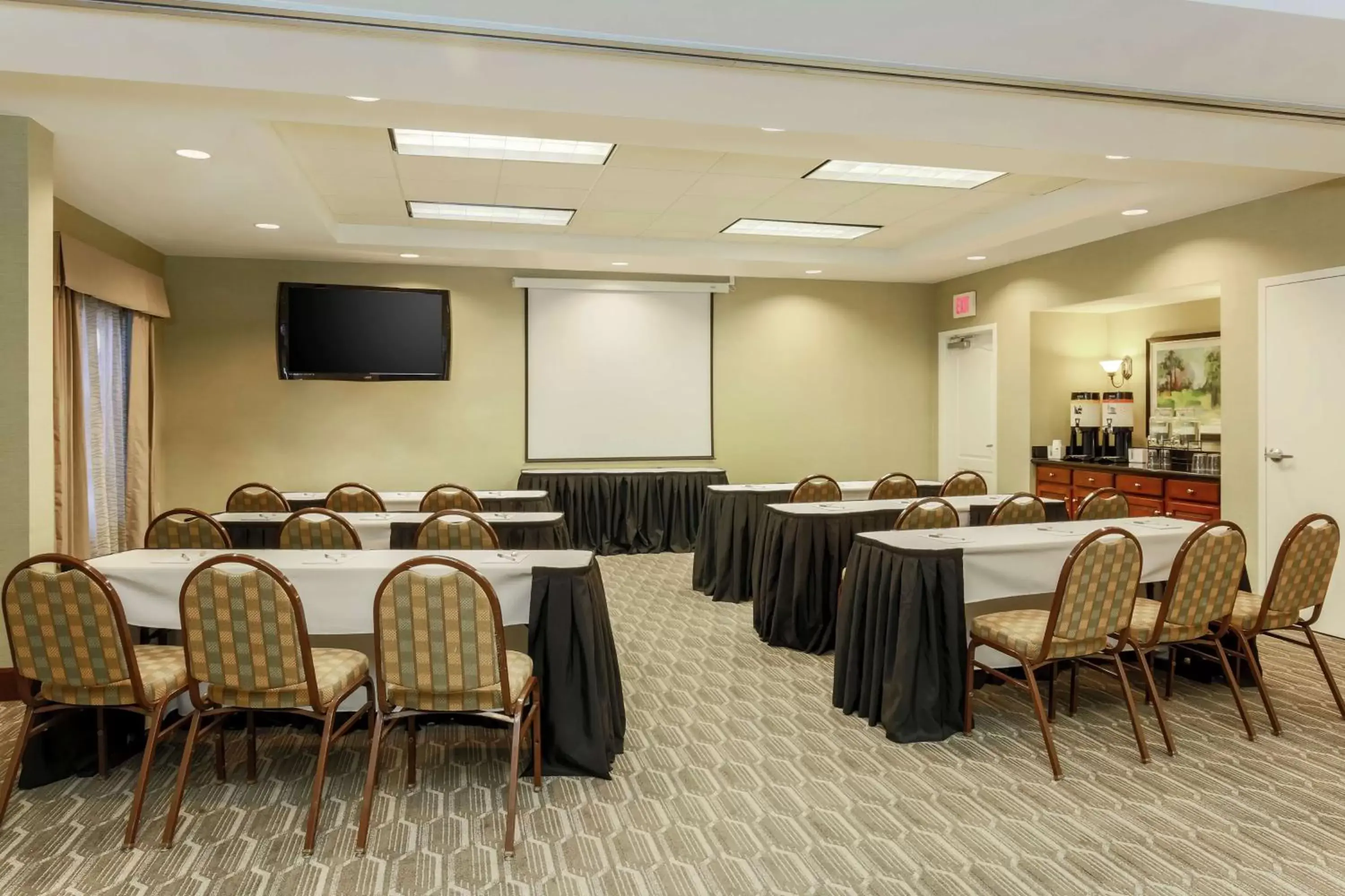 Meeting/conference room in Hampton Inn & Suites Tallahassee I-10-Thomasville Road