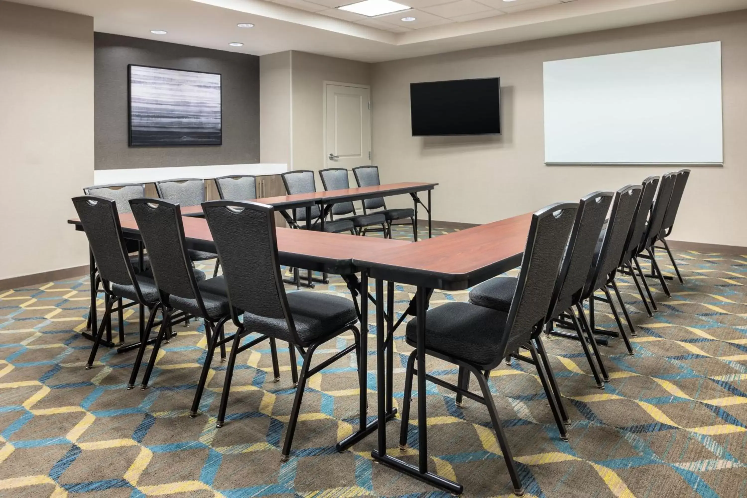 Meeting/conference room in Residence Inn by Marriott Kansas City at The Legends