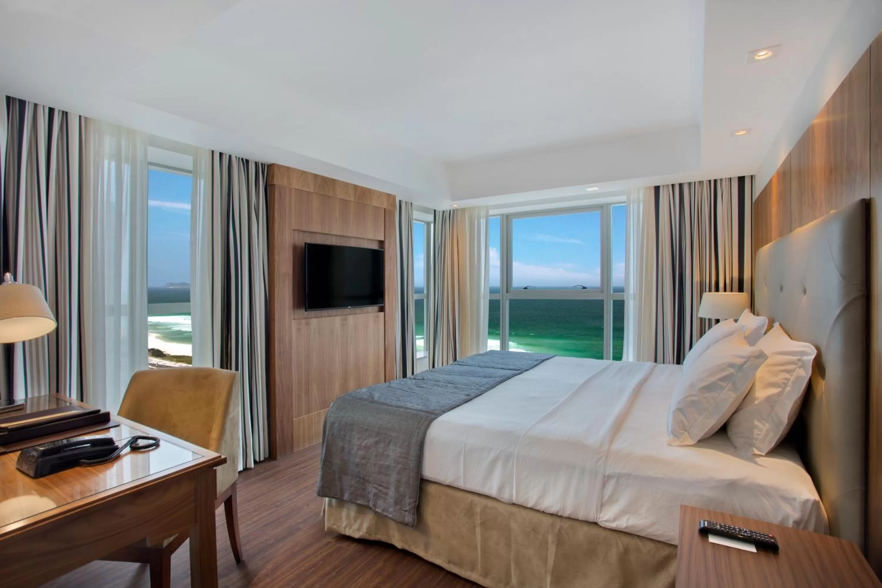 Bedroom, Bed in Windsor Marapendi Hotel