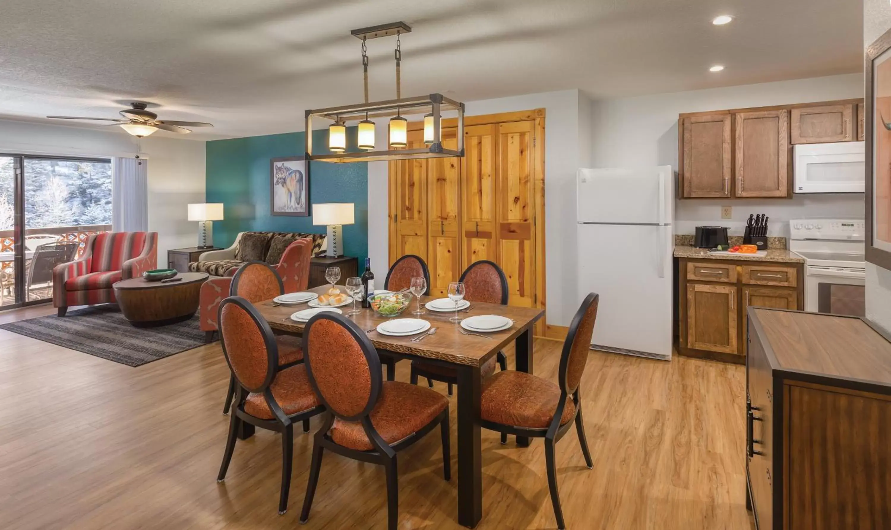 Food and drinks, Dining Area in WorldMark Red River